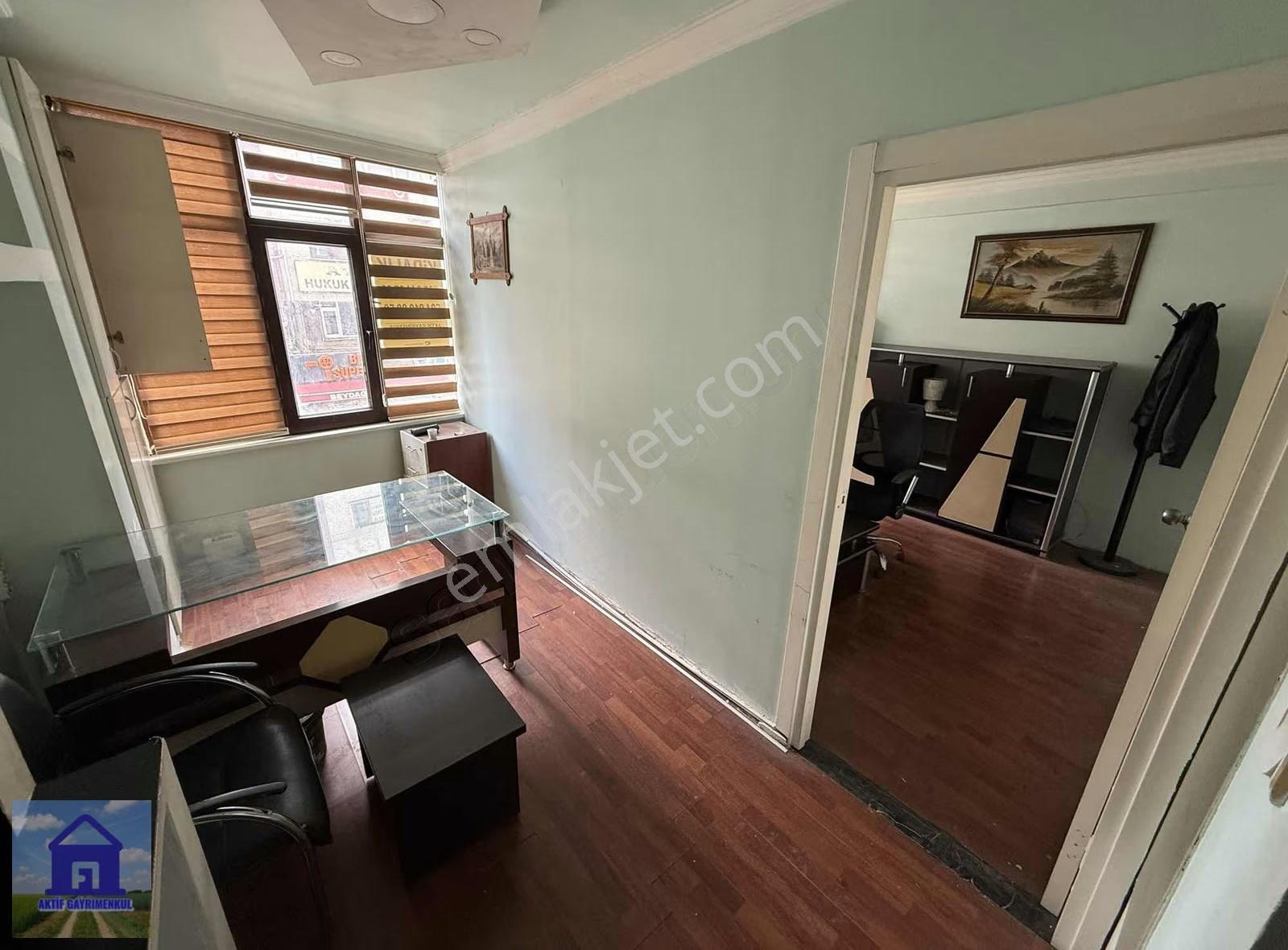 Mahmutbey Caddesi Üzerinde 1+1 25m2 Kiralık Ofis - Görsel 9