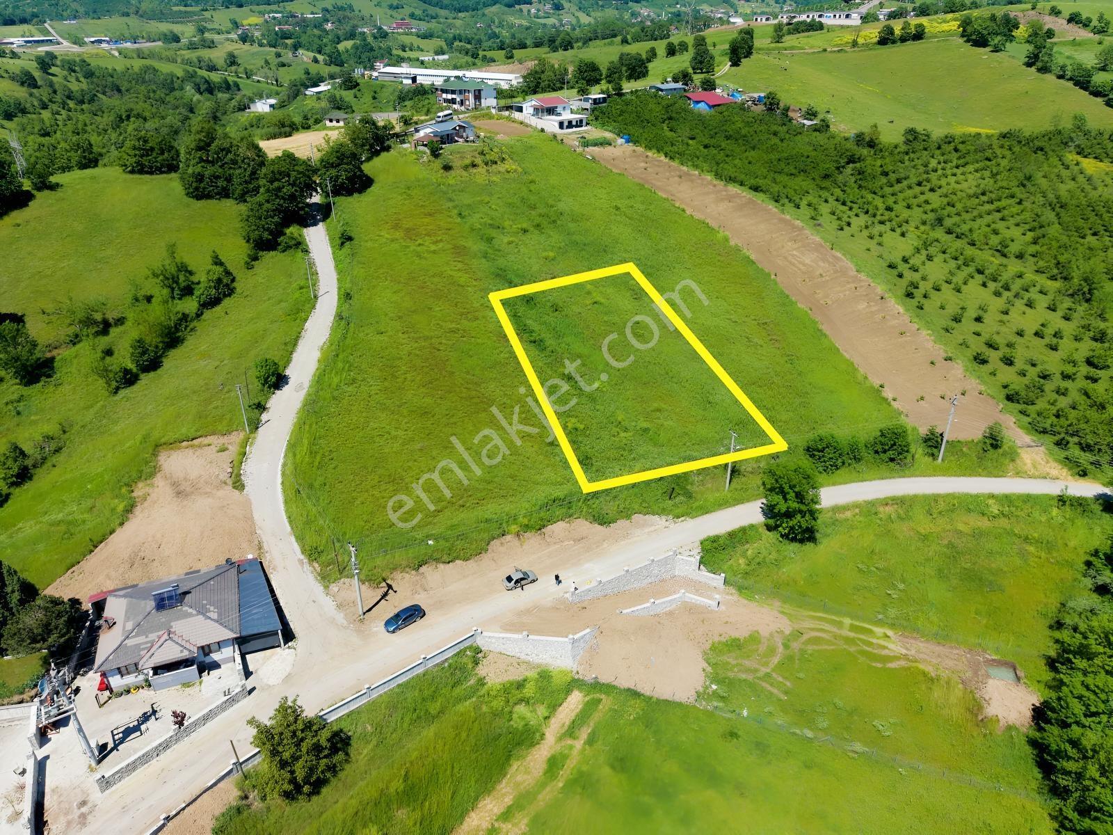 Emlakevim - Esentepe Mah. De 2000 M2 Satılık İmarlı Arsa !! - Görsel 9