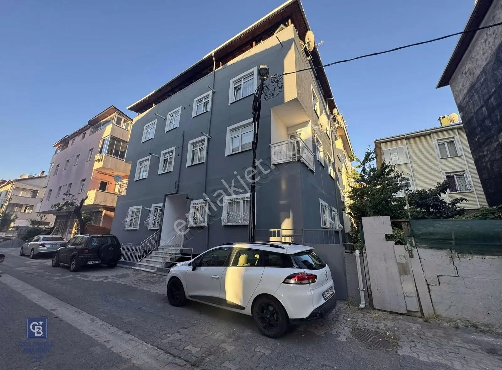 Ataşehirde Satılık Arakat 2+1 Daire (toprak Tapulu) - Görsel 3