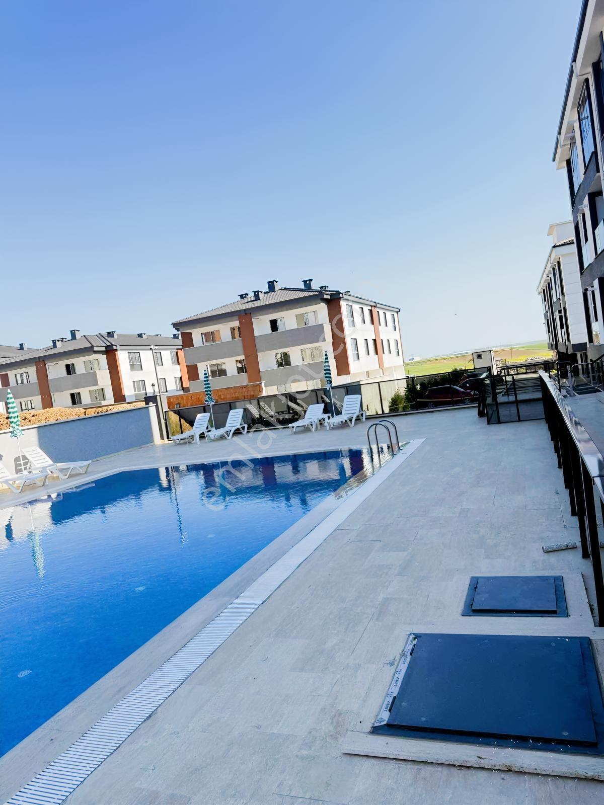 Akkaya İnşaattan Kervancı Koruda Havuz Cp. Kiralık 1+1 - Görsel 4