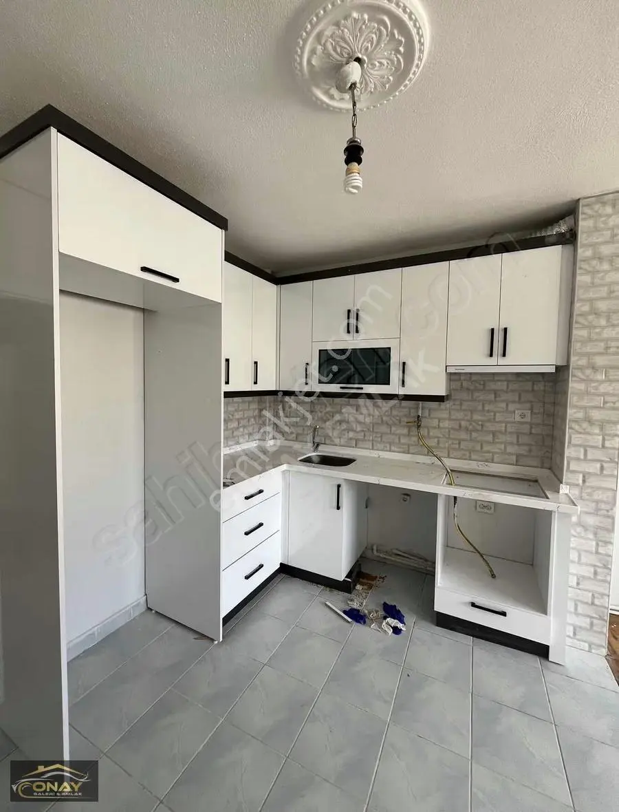 Onay Emlak'tan Şeyhcui'de 3+1 Kiralık Amerikan Mutfak Daire - Görsel 2