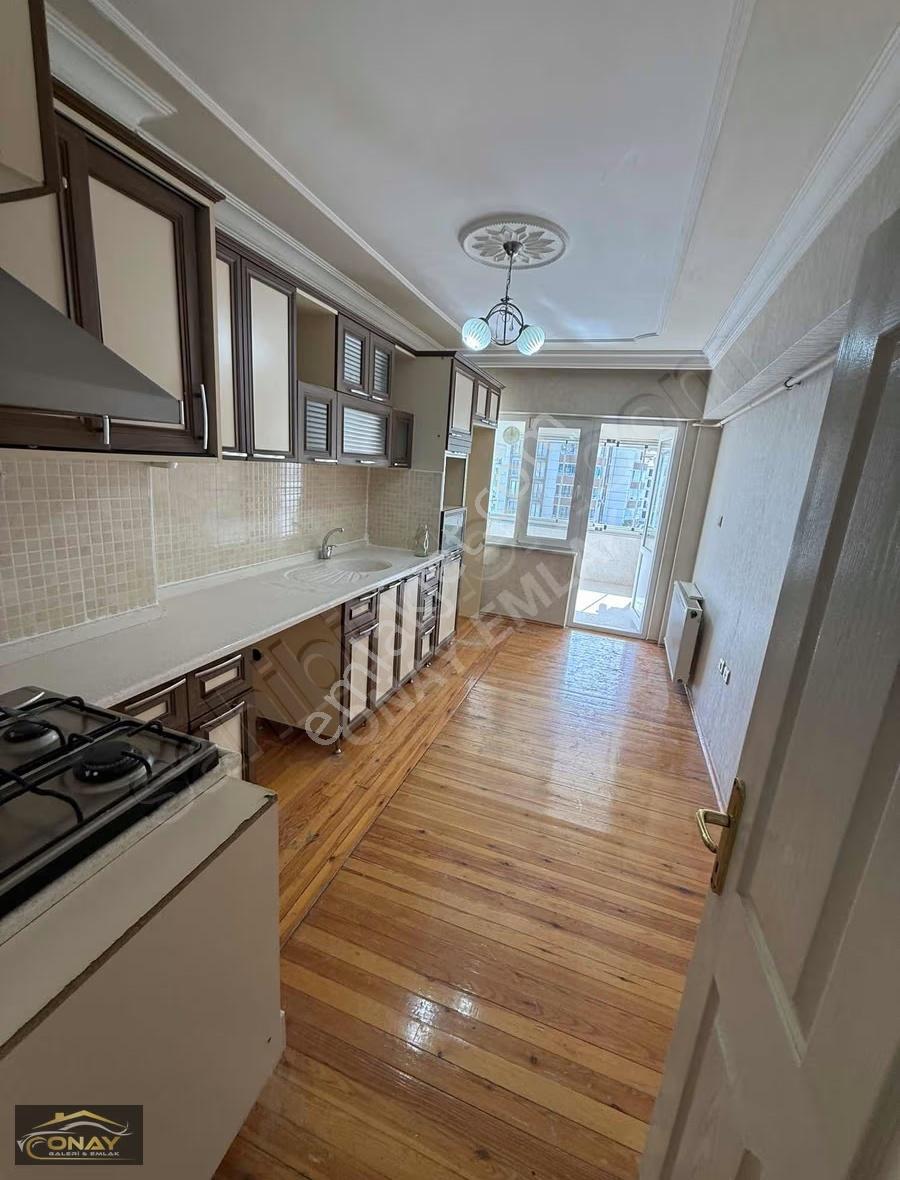 Onay Emlak' Tan Kiralık 3+1 Önü Açık Daire - Görsel 3