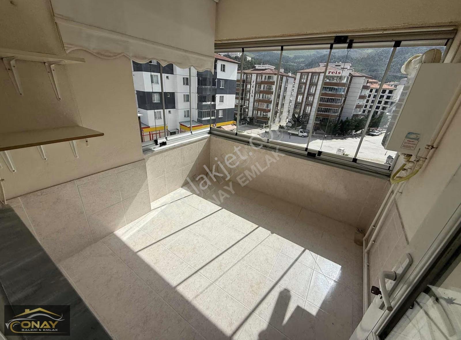 Onay Emlak' Tan Kiralık 3+1 Önü Açık Daire - Görsel 15