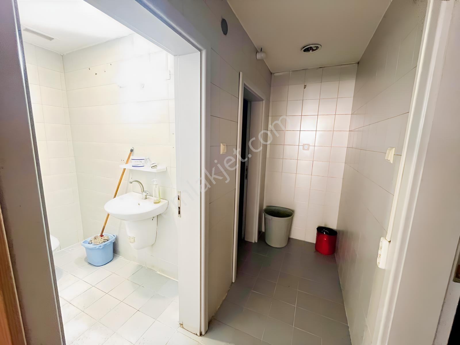Zorlu Gayrimenkul'den Cumhuriyet Mah'de 650m2 Kiralık Mağaza - Görsel 17