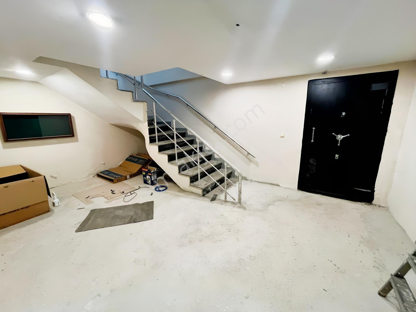Zorlu Gayrimenkul'den Cumhuriyet Mah'de 650m2 Kiralık Mağaza - Görsel 14