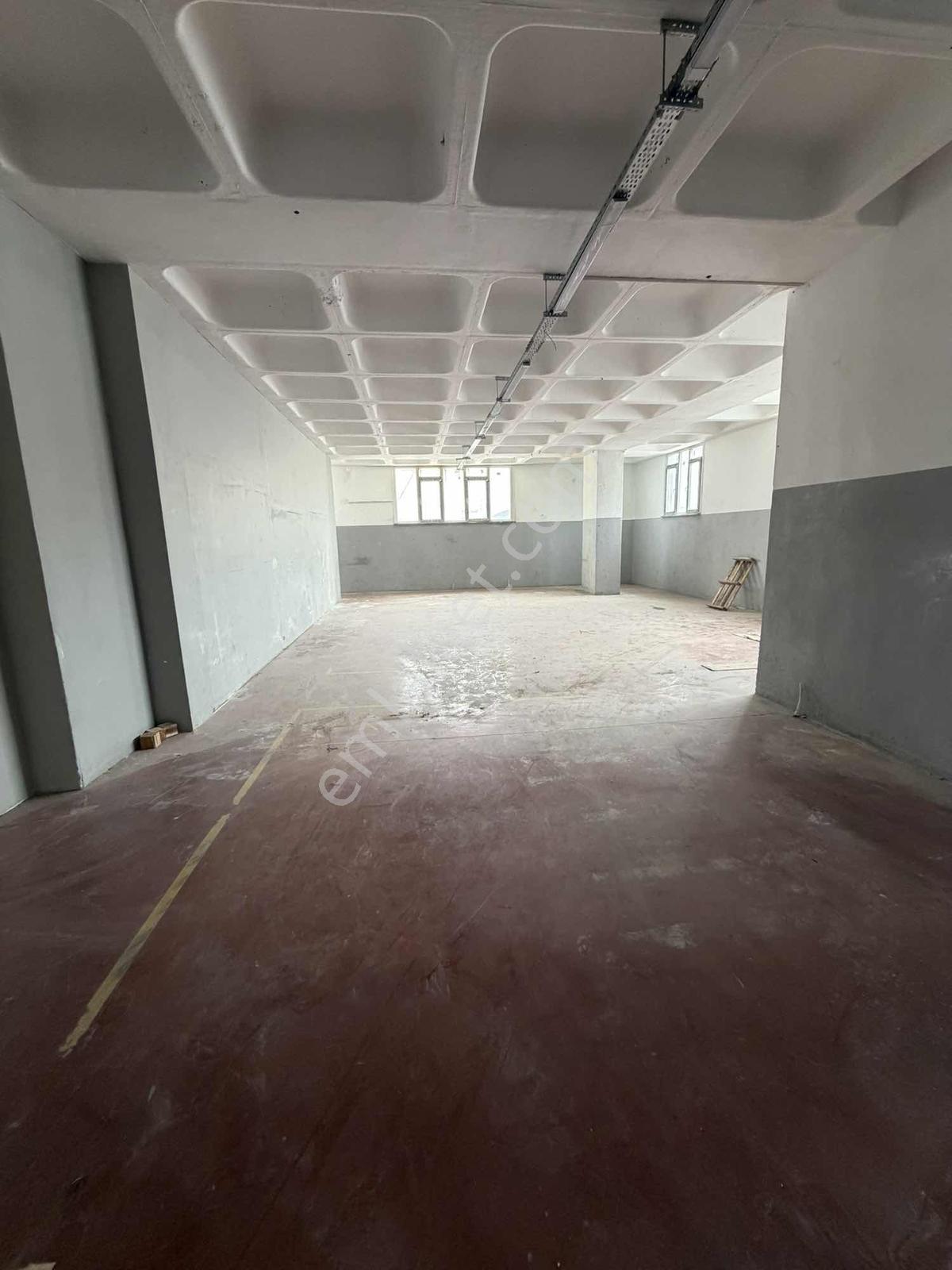 Esenyurt Akcaburgaz 400m2 Kiralık İmalathane - Görsel 4