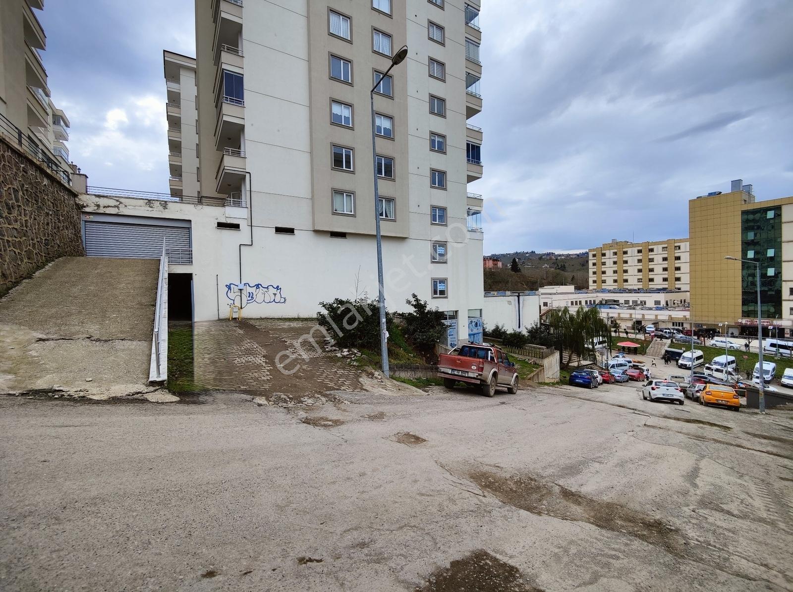 Kaşüstü Hastane Karşısı Ak Center Sitesi Eşyalı 1+1 Satılık - Görsel 39