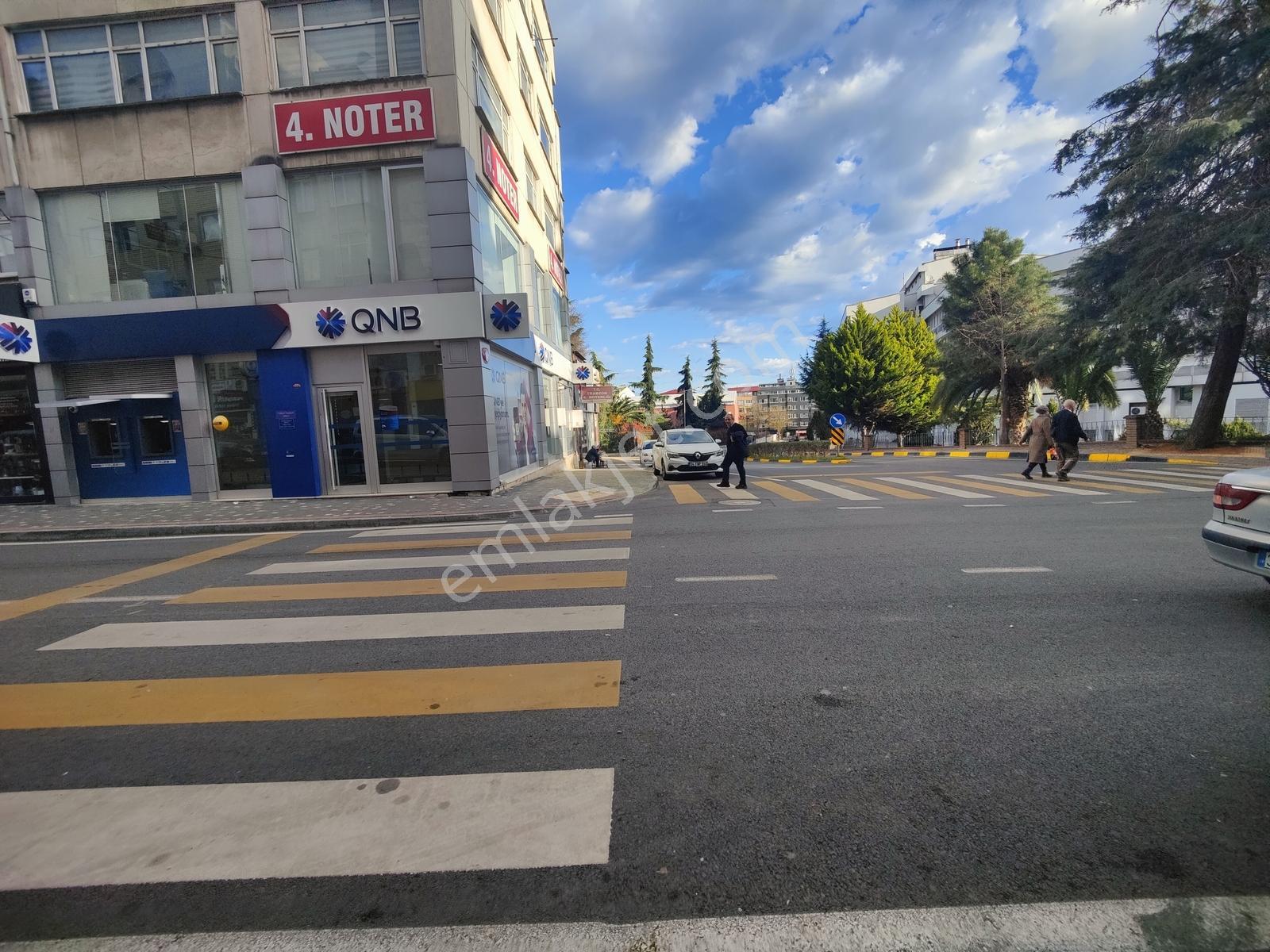 Merkezi Konumda Ana Cadde Üzeri Devren Kiralık Dükkan - Görsel 17