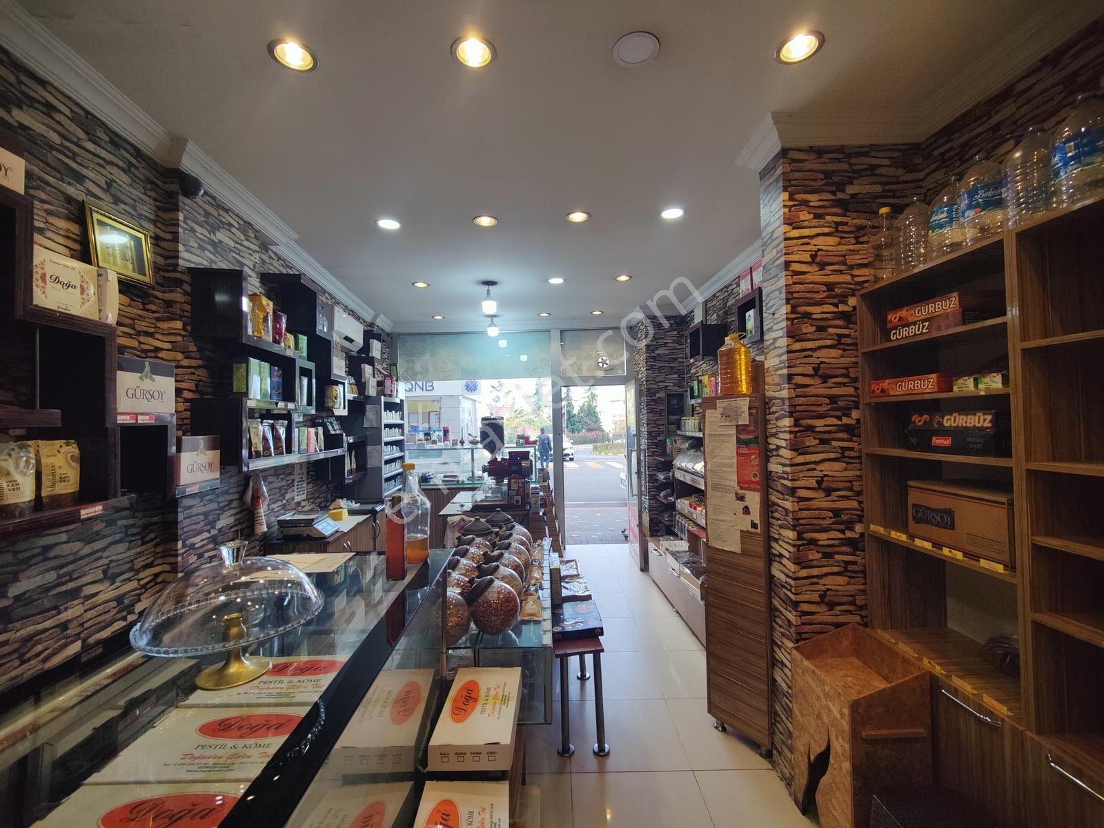 Merkezi Konumda Ana Cadde Üzeri Devren Kiralık Dükkan - Görsel 10