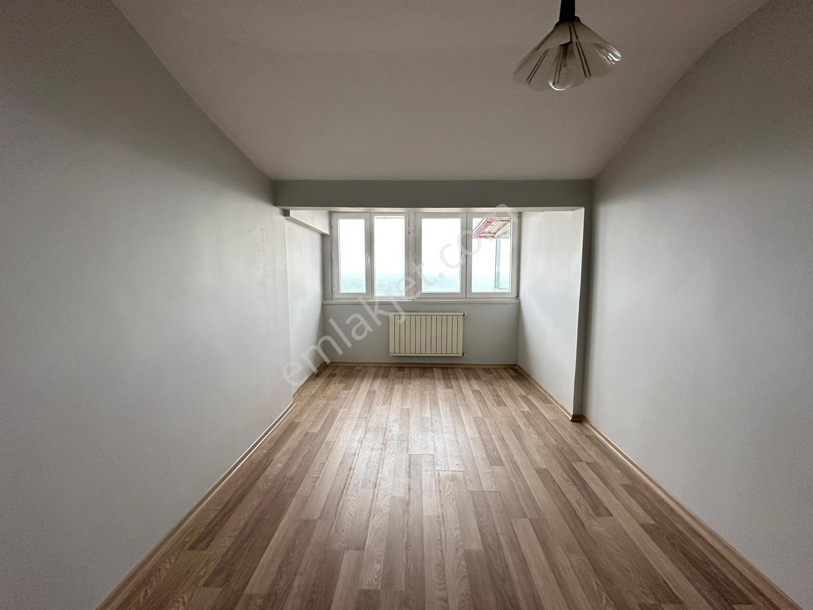 Aydınlıkevler'de Deniz Manzaralı Asansör'lü 2+1 Kiralık Daire - Görsel 13