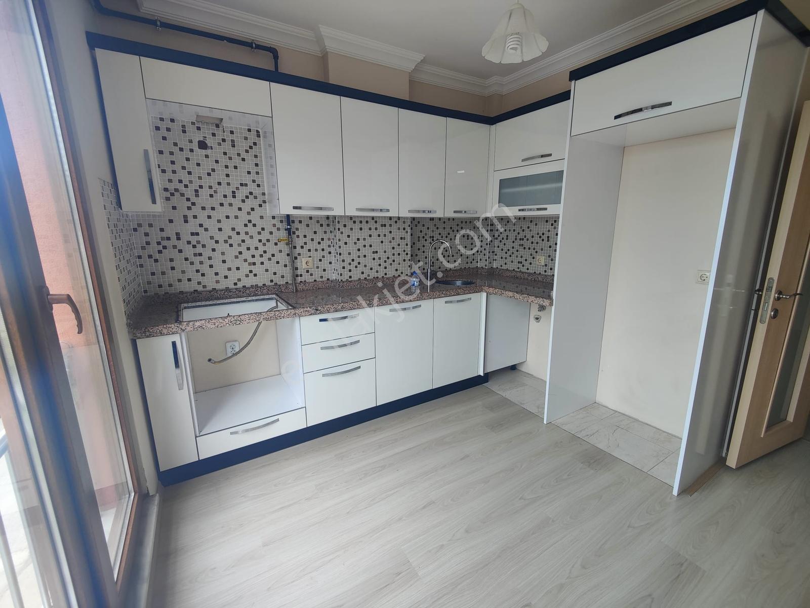 2 Nolu Bostancı Da Kiralık 2+1 Daire - Görsel 6