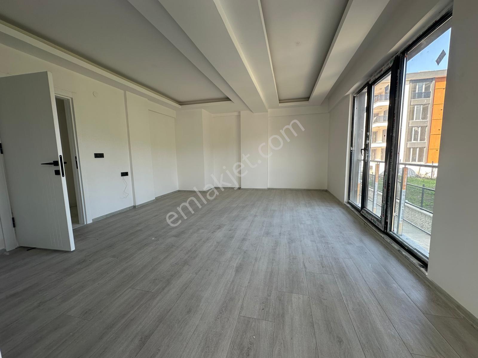 Samsun İlkadım Kalkancı Mah 2+1 1.kat 100m2 2 Banyo Geniş Balkonlu Otoparklı Asansörlü Sıfır Daire
