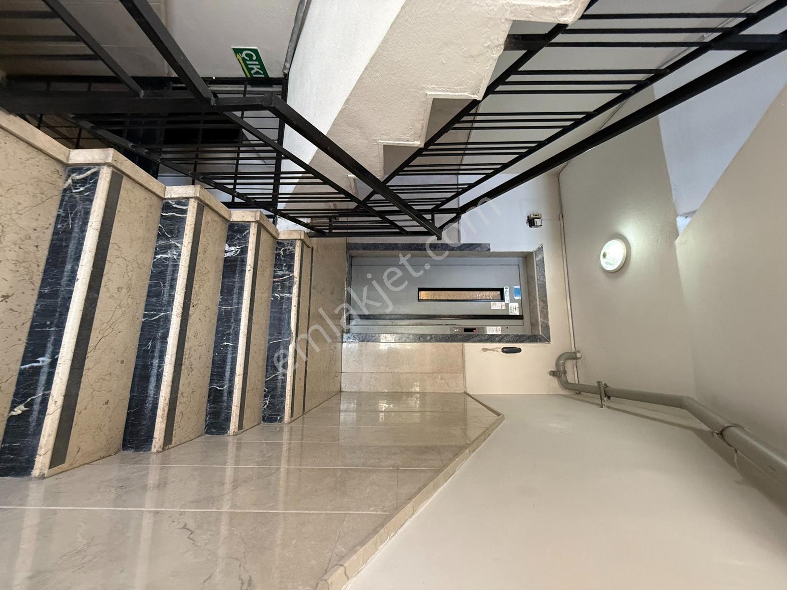 Gazipaşa Mah. 3+1 185 M2 Kat Mülkiyetli-doğalgazlı Satılık Daire - Görsel 22