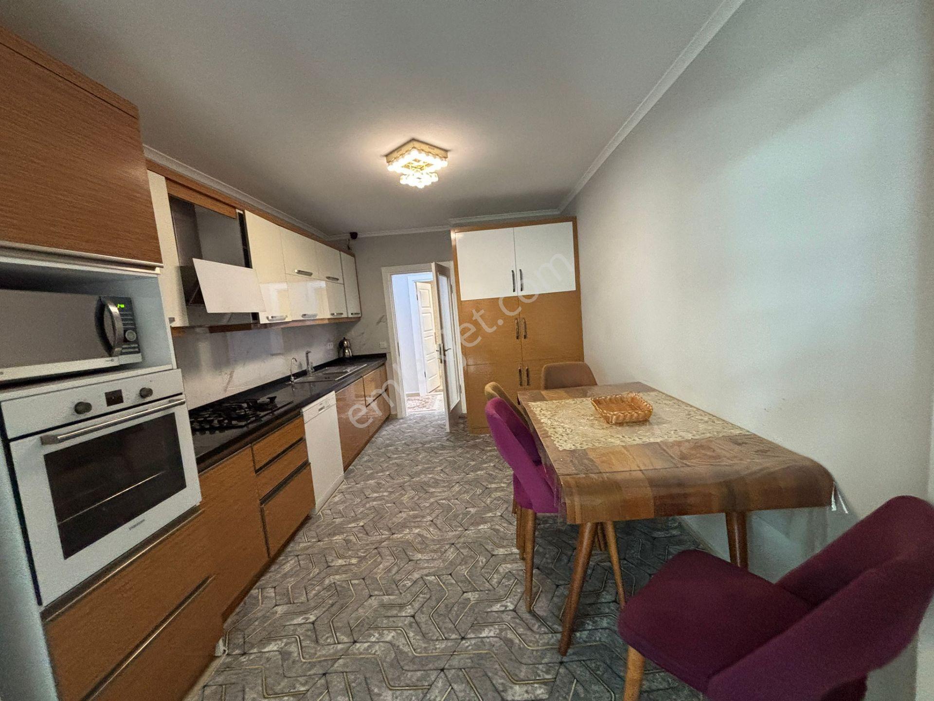 Beykonak Evleri Sitesinde 3+1 Ayrı Mutfak Eşyalı Geniş Kiralık Daire Mahmutlar Alanya Antalya - Görsel 3