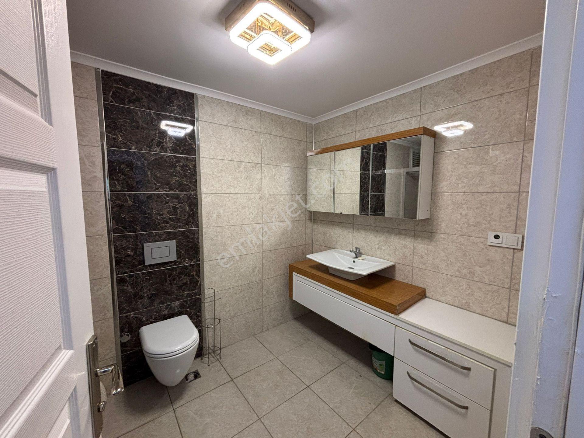 Beykonak Evleri Sitesinde 3+1 Ayrı Mutfak Eşyalı Geniş Kiralık Daire Mahmutlar Alanya Antalya - Görsel 8
