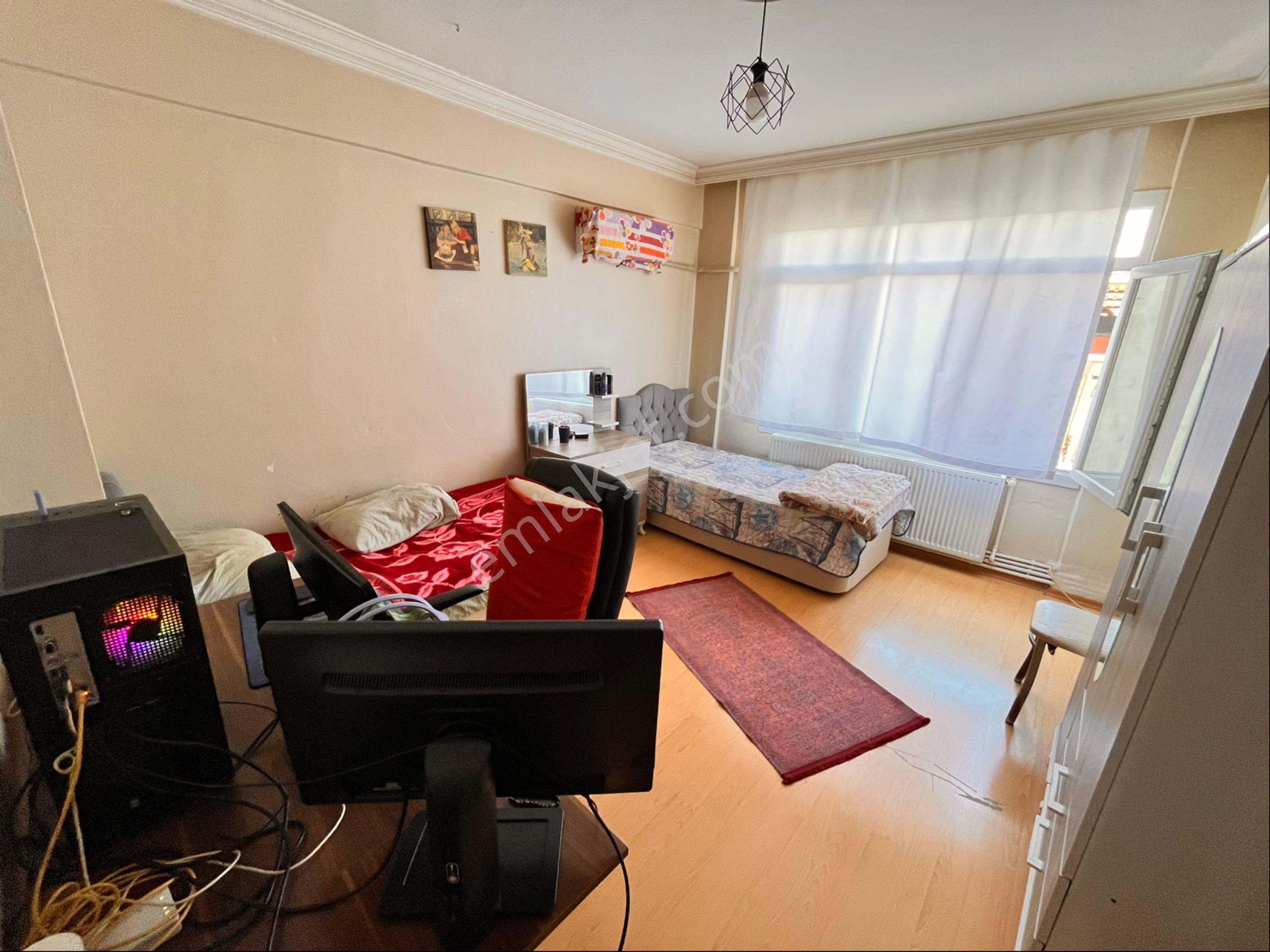 Mithatpaşa Cadde Yakını 3+1 120m2 Temiz Bakımlı Arakat Y.giriş Daire - Görsel 16
