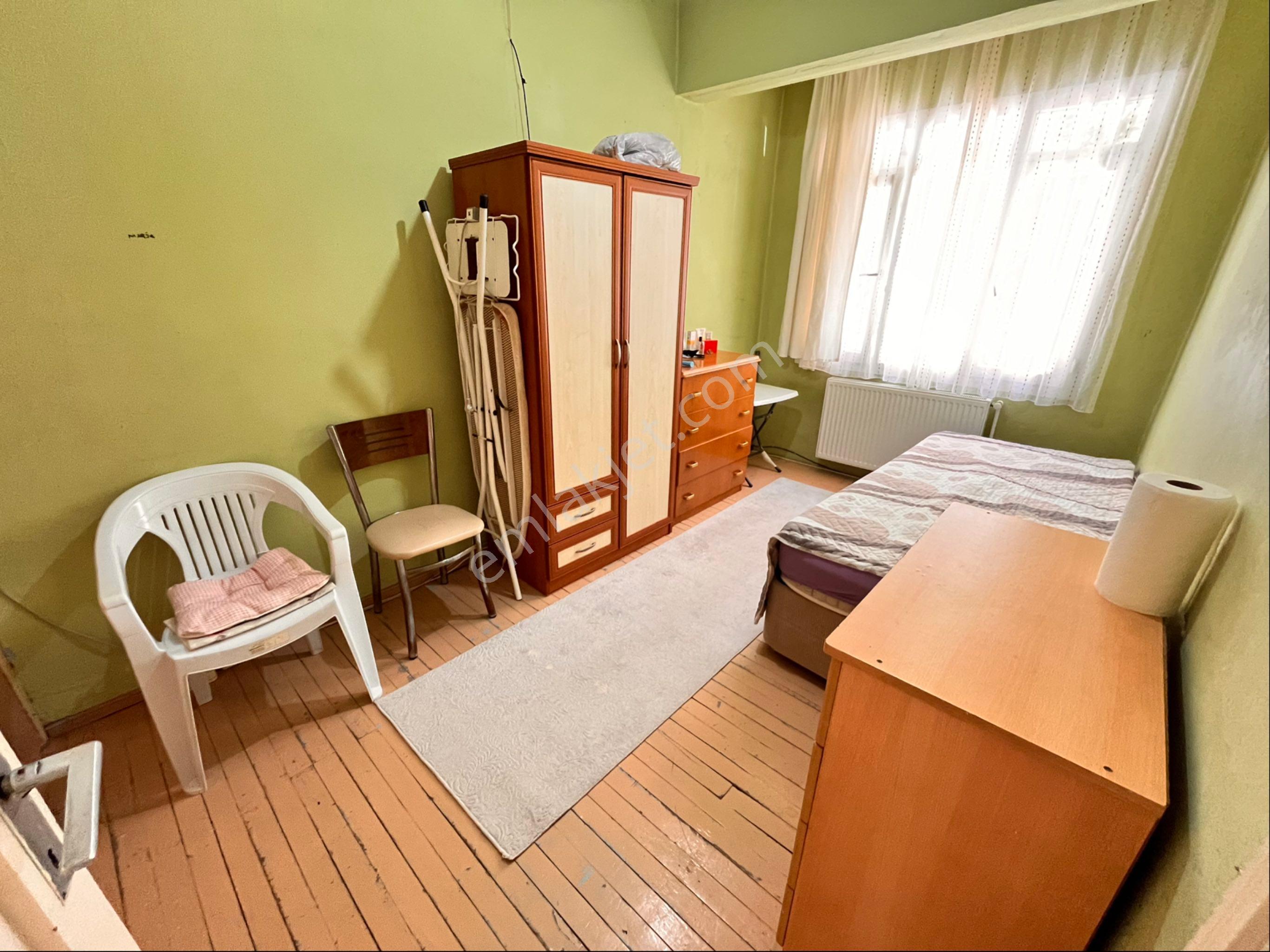 Mithatpaşa Cadde Yakını 3+1 120m2 Temiz Bakımlı Arakat Y.giriş Daire - Görsel 10