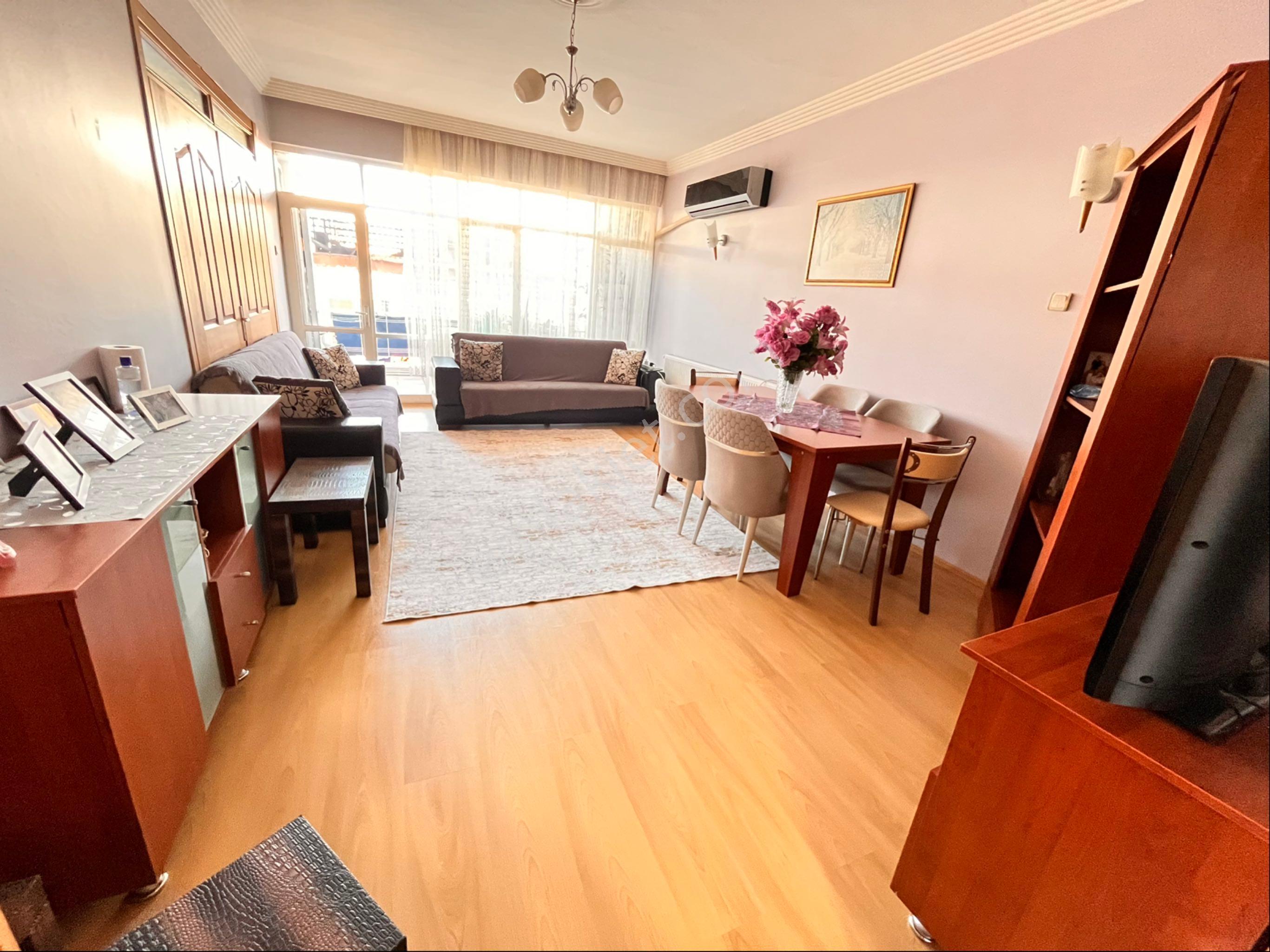 Mithatpaşa Cadde Yakını 3+1 120m2 Temiz Bakımlı Arakat Y.giriş Daire - Görsel 2
