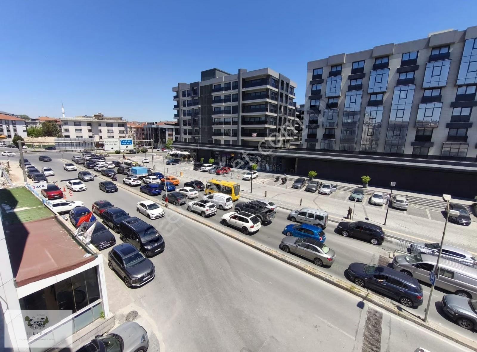 Bahçelievler E5 Cepeli İşhanında 200m2 3 Cü Kat İşyeri - Görsel 4