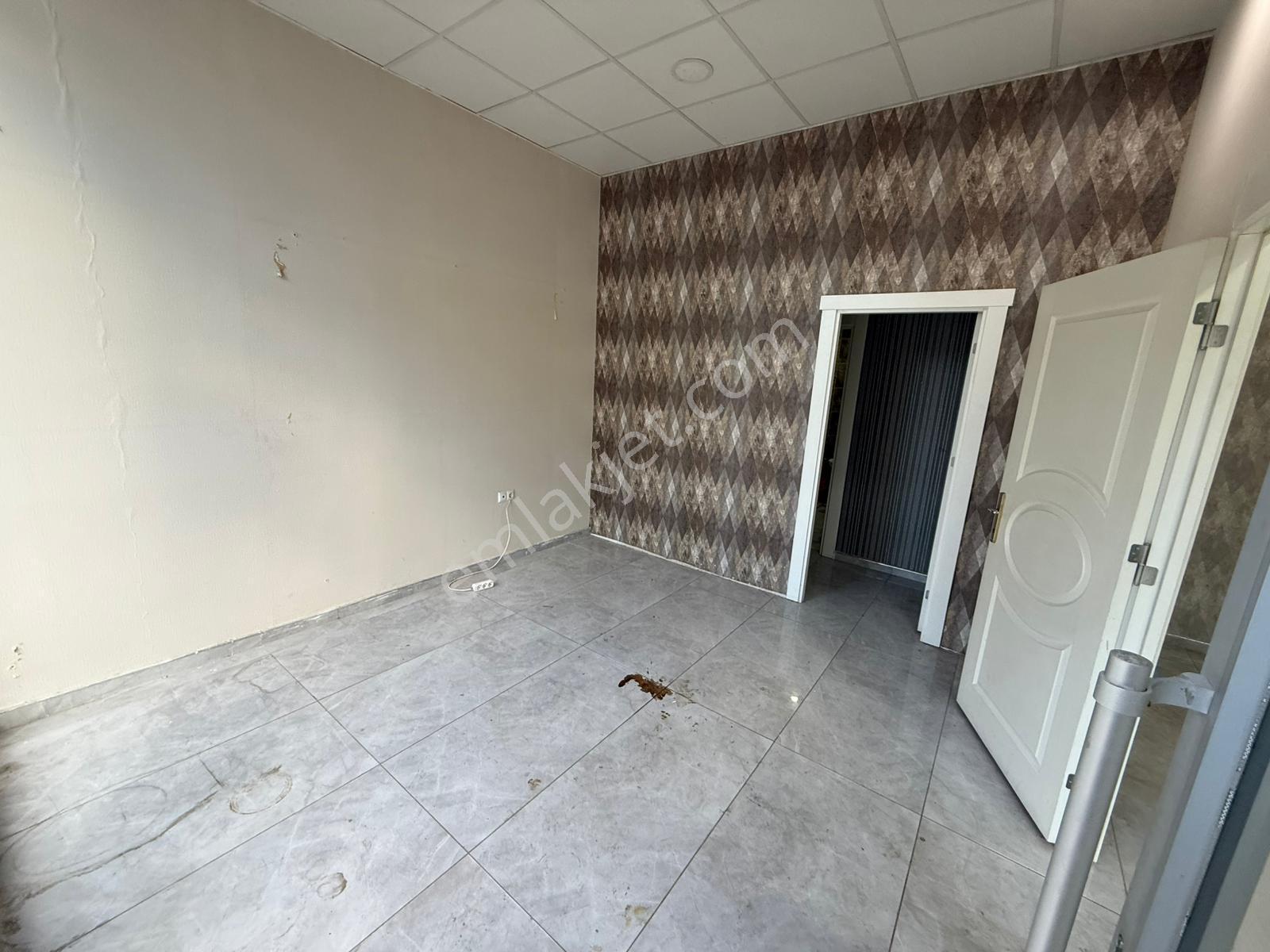 Aktif'ten Muhteşem Konumda 2 Odalı Wc Mutfak Ayrı Kiralık Dükkan - Görsel 2