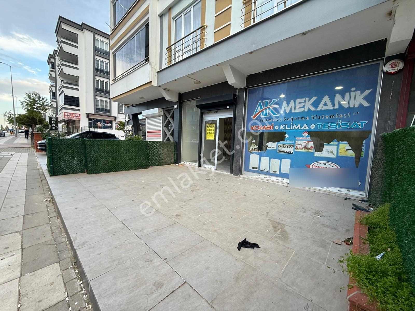 Aktif'ten Muhteşem Konumda 2 Odalı Wc Mutfak Ayrı Kiralık Dükkan