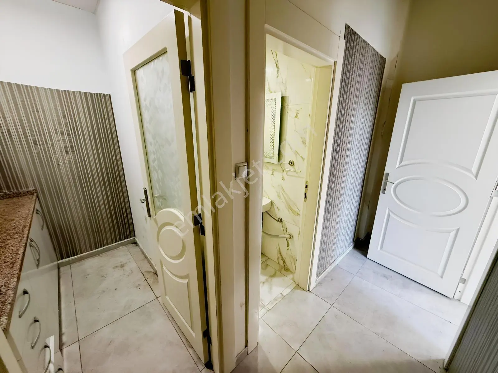 Aktif'ten Muhteşem Konumda 2 Odalı Wc Mutfak Ayrı Kiralık Dükkan - Görsel 7