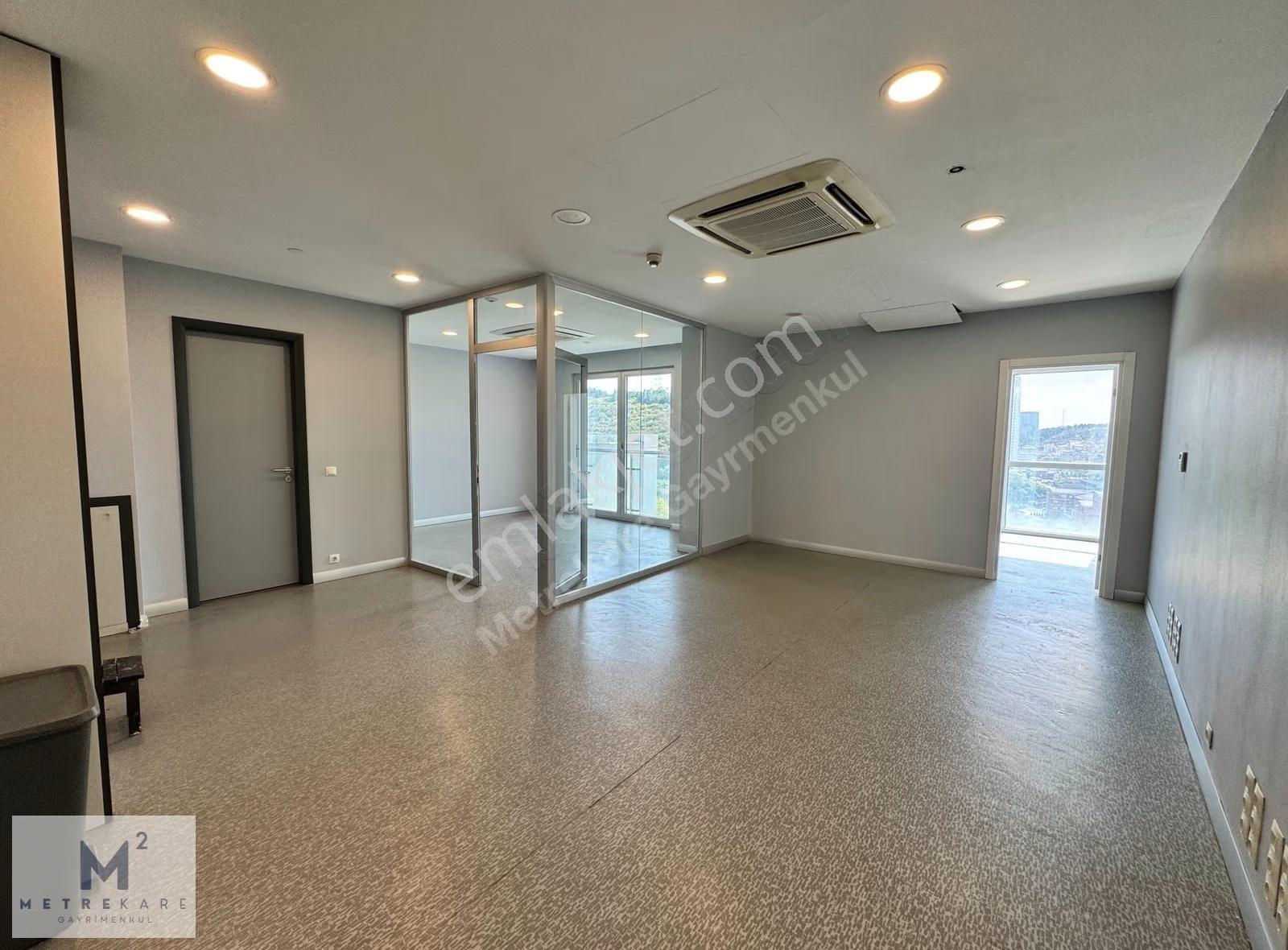 Ağaoğlu Maslak 1453 2 Bölmeli / Odalı Kullanıma Uygun Ofis