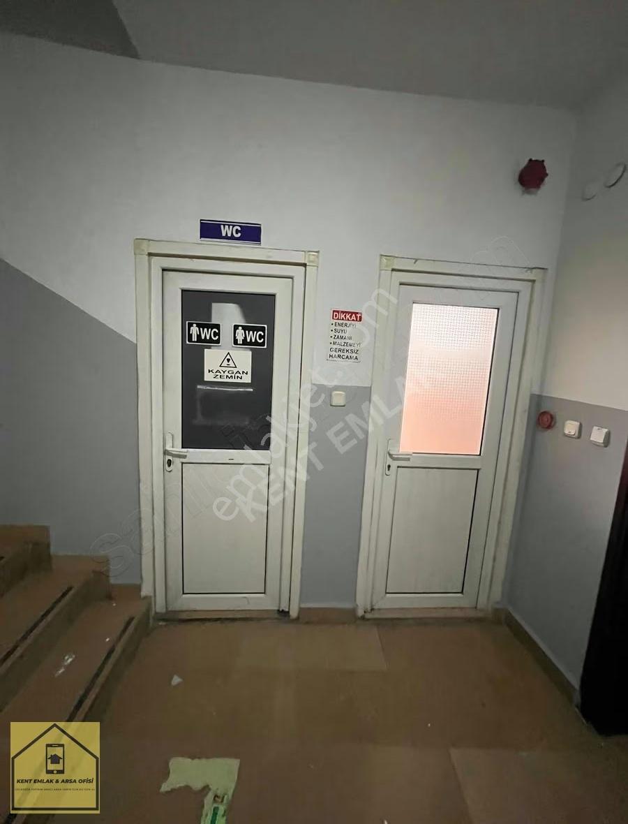 900 M2 İş Hanı İçerisinde Kiralık Dükkan - Görsel 19