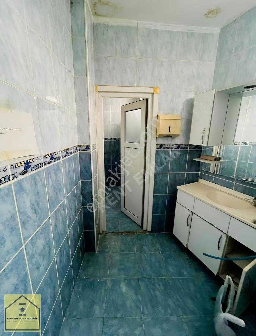 900 M2 İş Hanı İçerisinde Kiralık Dükkan - Görsel 18