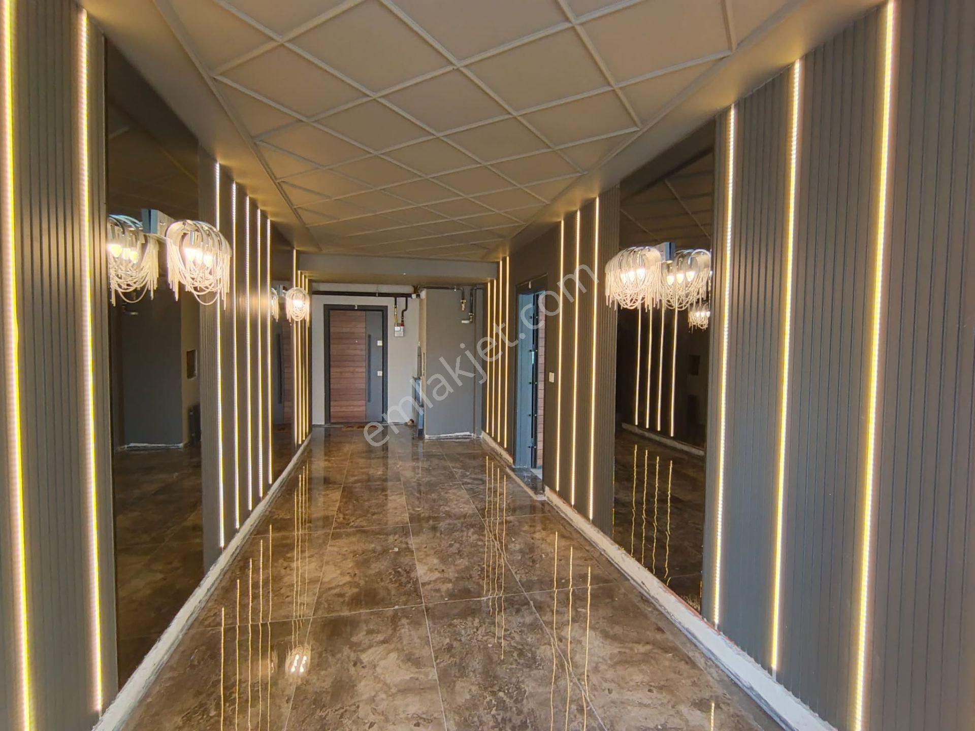 Bulvar Üzeri Sitede 7/24 Güvenlikli Full Sosyal Donanımlı Sitede Kapalı Mutfak 3+1 - Görsel 19