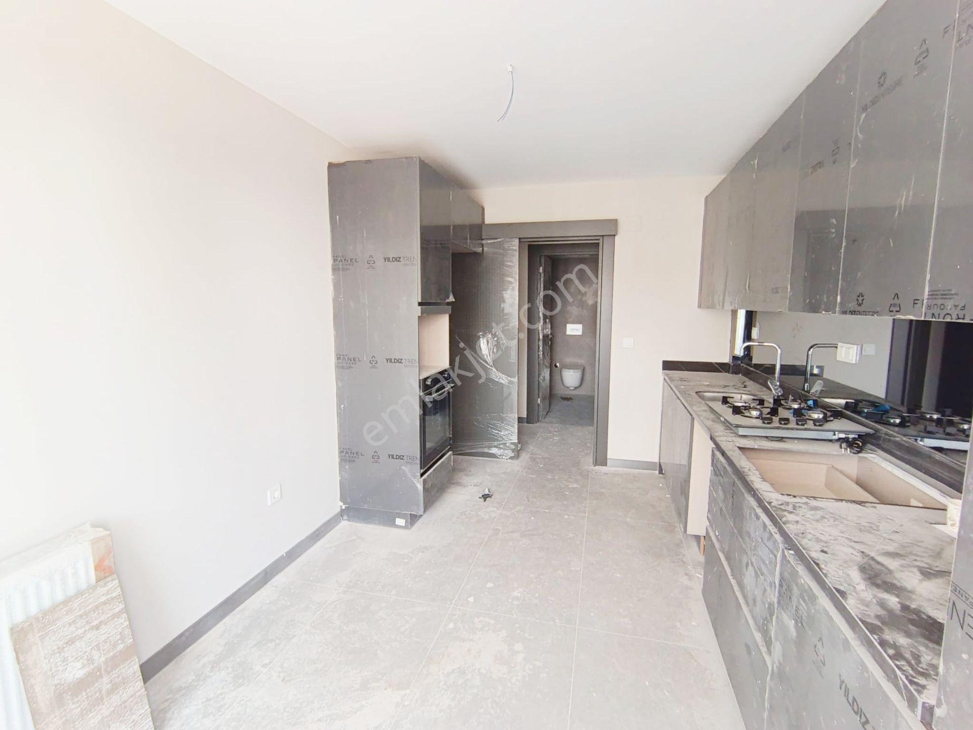 Bulvar Üzeri Sitede 7/24 Güvenlikli Full Sosyal Donanımlı Sitede Kapalı Mutfak 3+1 - Görsel 13