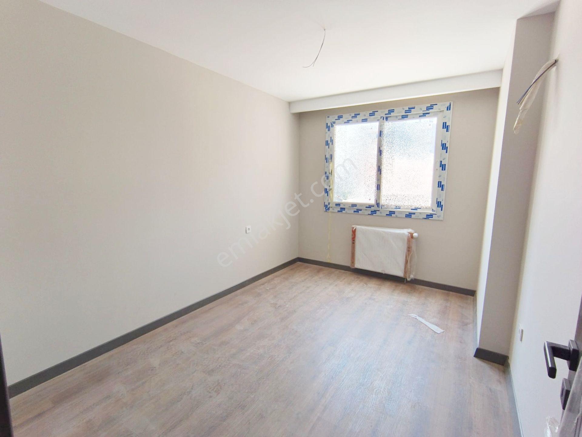 Bulvar Üzeri Sitede 7/24 Güvenlikli Full Sosyal Donanımlı Sitede Kapalı Mutfak 3+1 - Görsel 20