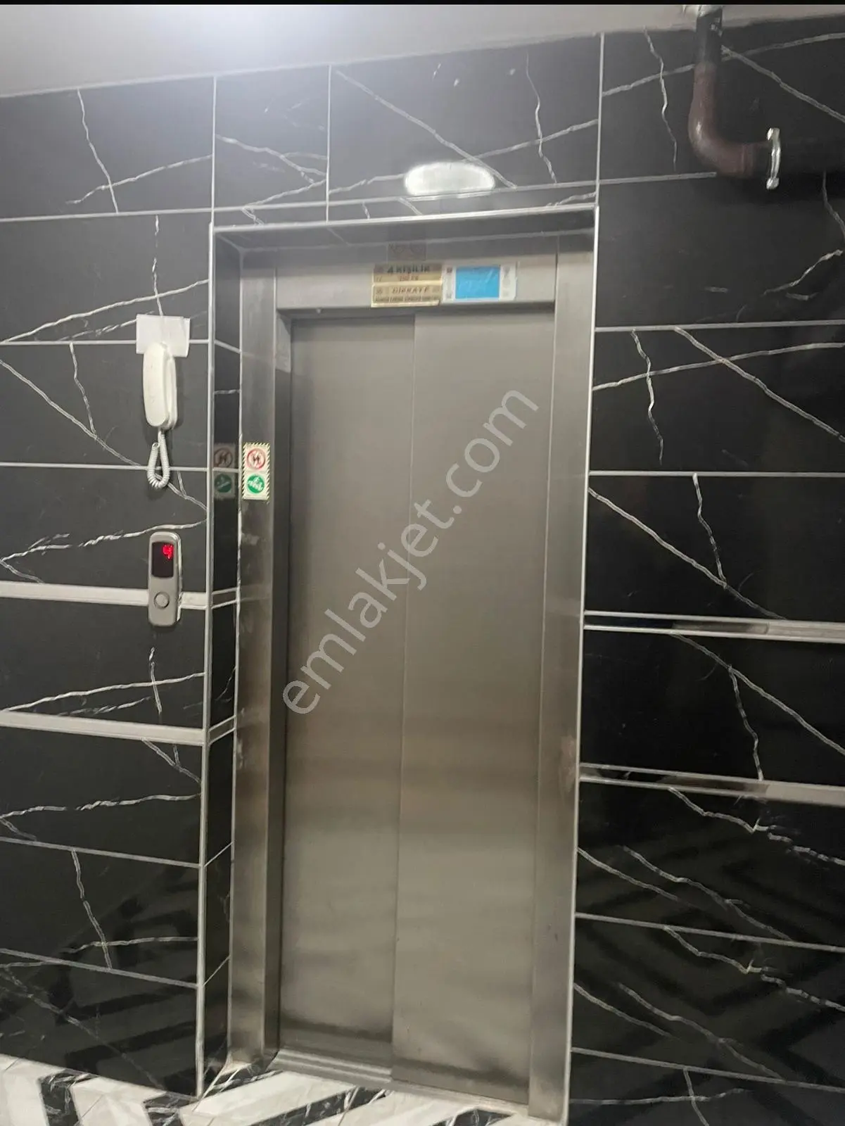 Beşirlide Deniz Manzaralı Kanuni Bulvarına Cepheli Olan 3+1 - Görsel 2