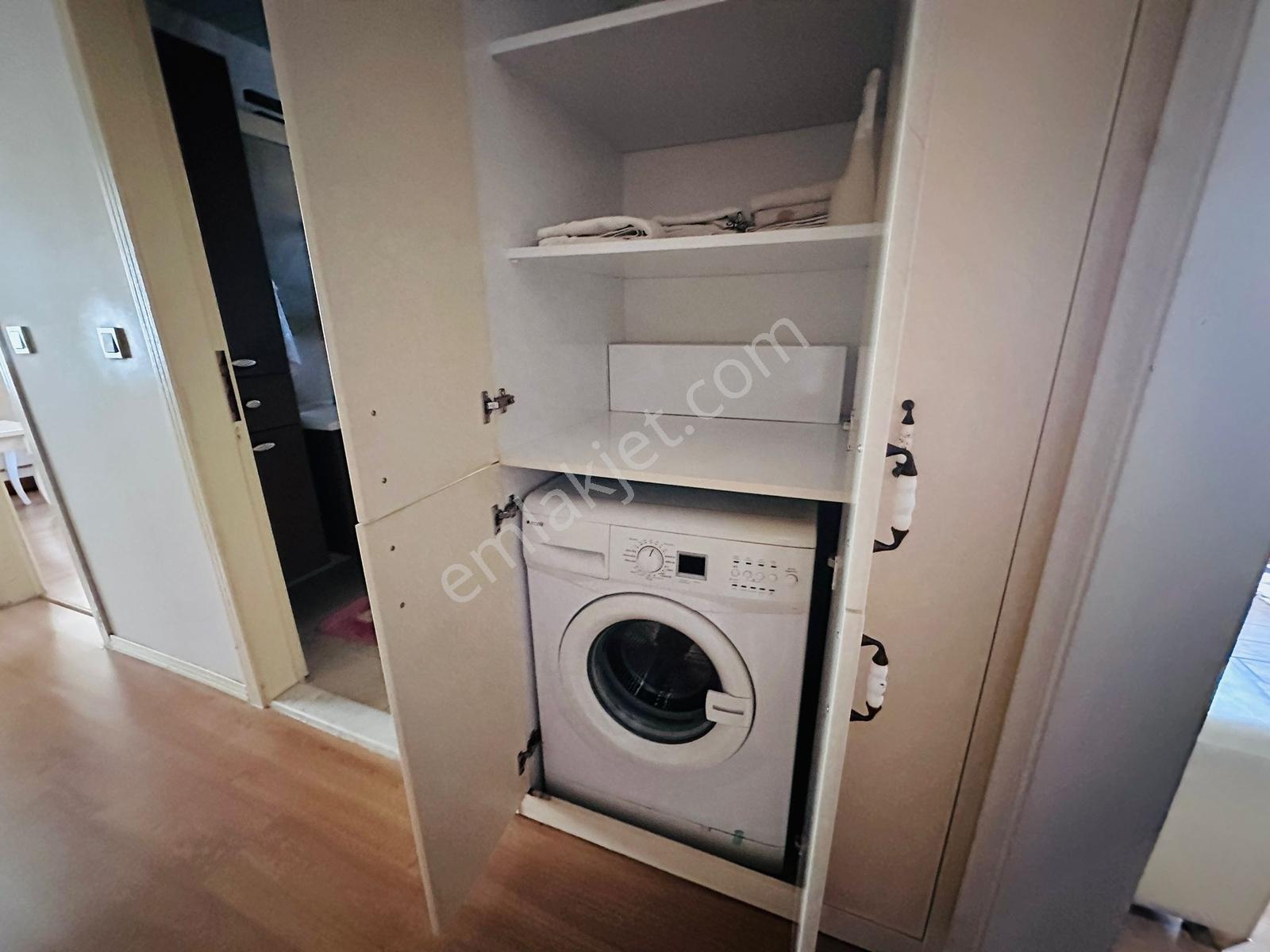 Şekerhane Mahallesi Eşyalı Kiralık 3+1 Daire - Görsel 12