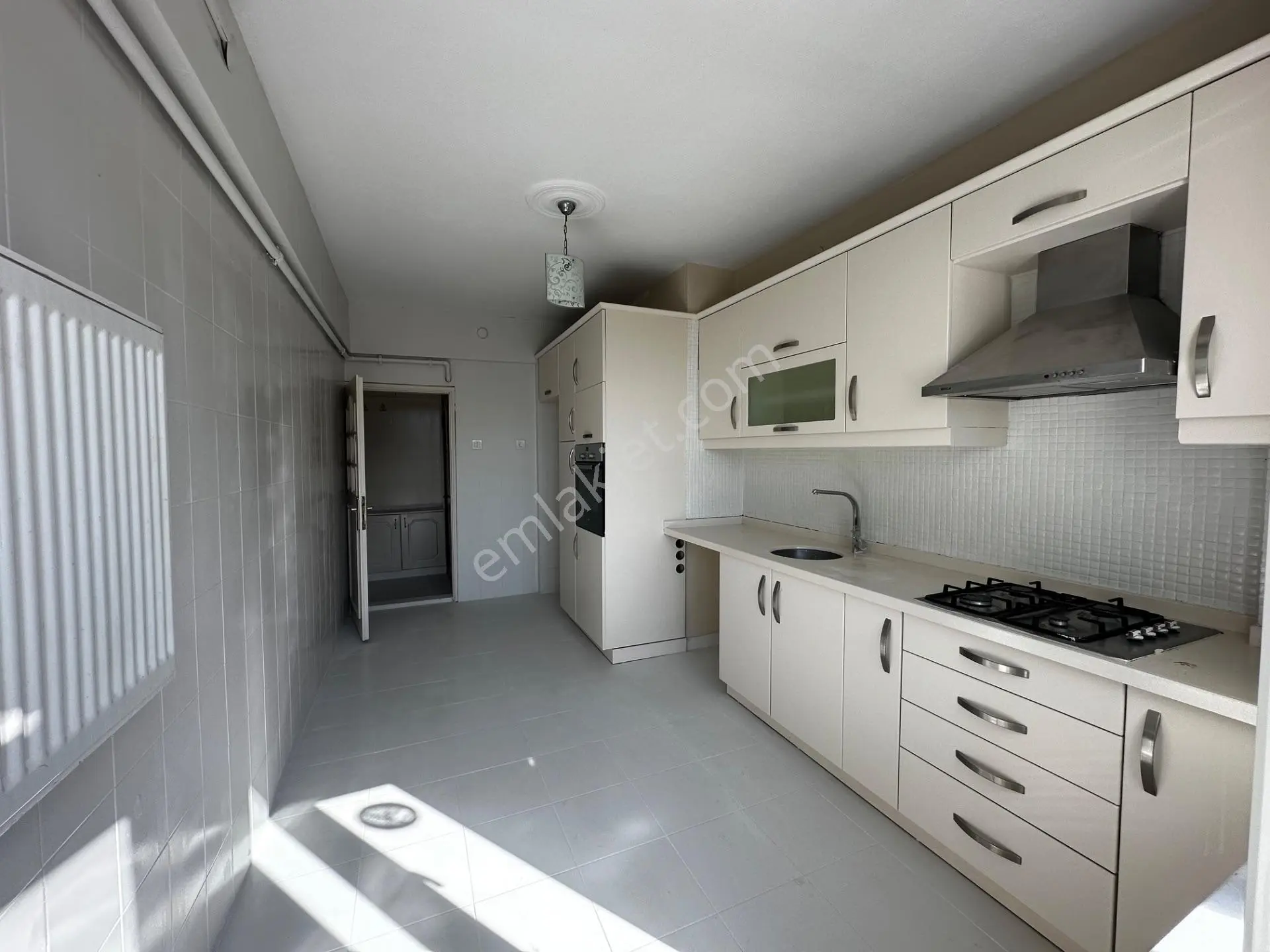 Mr.nilvest'ten Yıldırım İpekçilik-temenyerinde 3+1 Kiralık Daire
