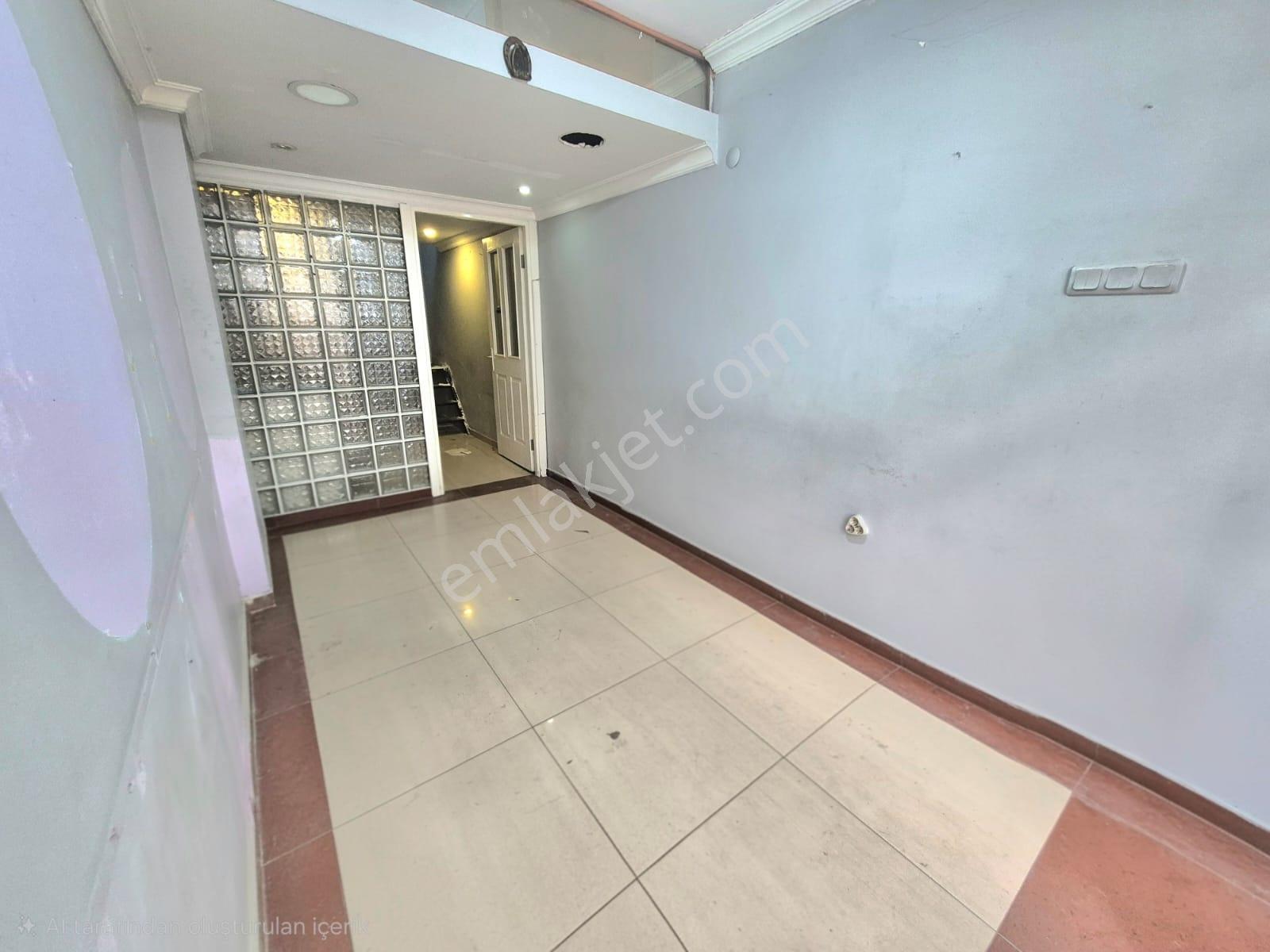 K.yaka Çarşı Ve Yuva Yakını İşlek Cadde Mutfak, Wc 40 M2 - Görsel 7