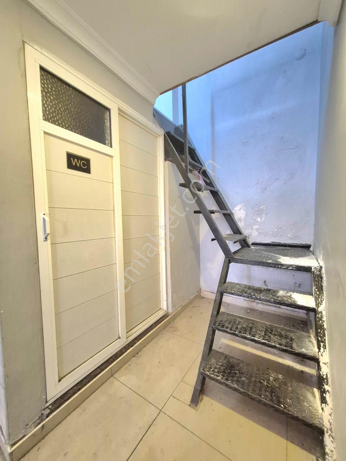 K.yaka Çarşı Ve Yuva Yakını İşlek Cadde Mutfak, Wc 40 M2 - Görsel 13