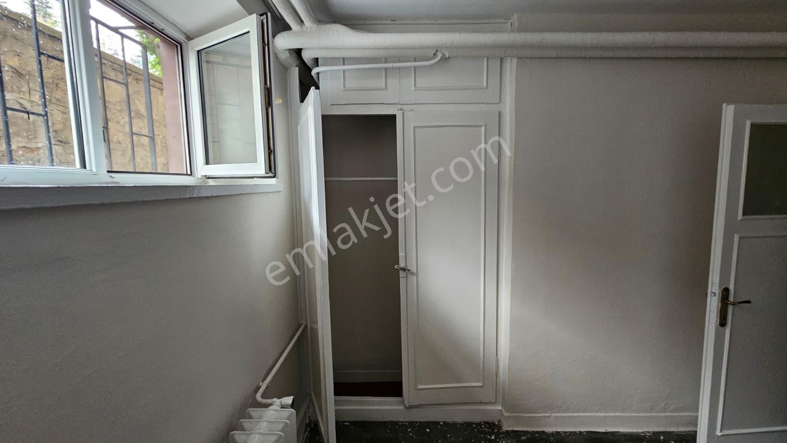 Arel'den Gençlik Cadde Üstü Kot-1'de Geniş M.ısıtma 2+1 Daire - Görsel 14