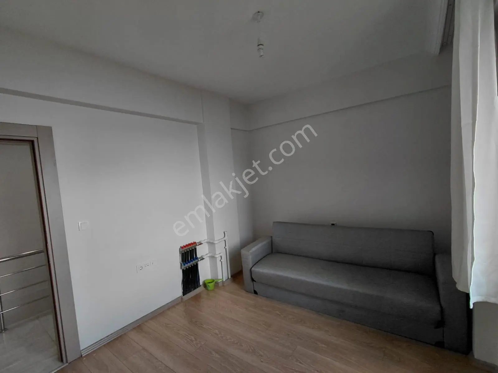 Sivrice Merkezde Göl Manzaralı Arsası Büyük Satlık Villa - Görsel 6