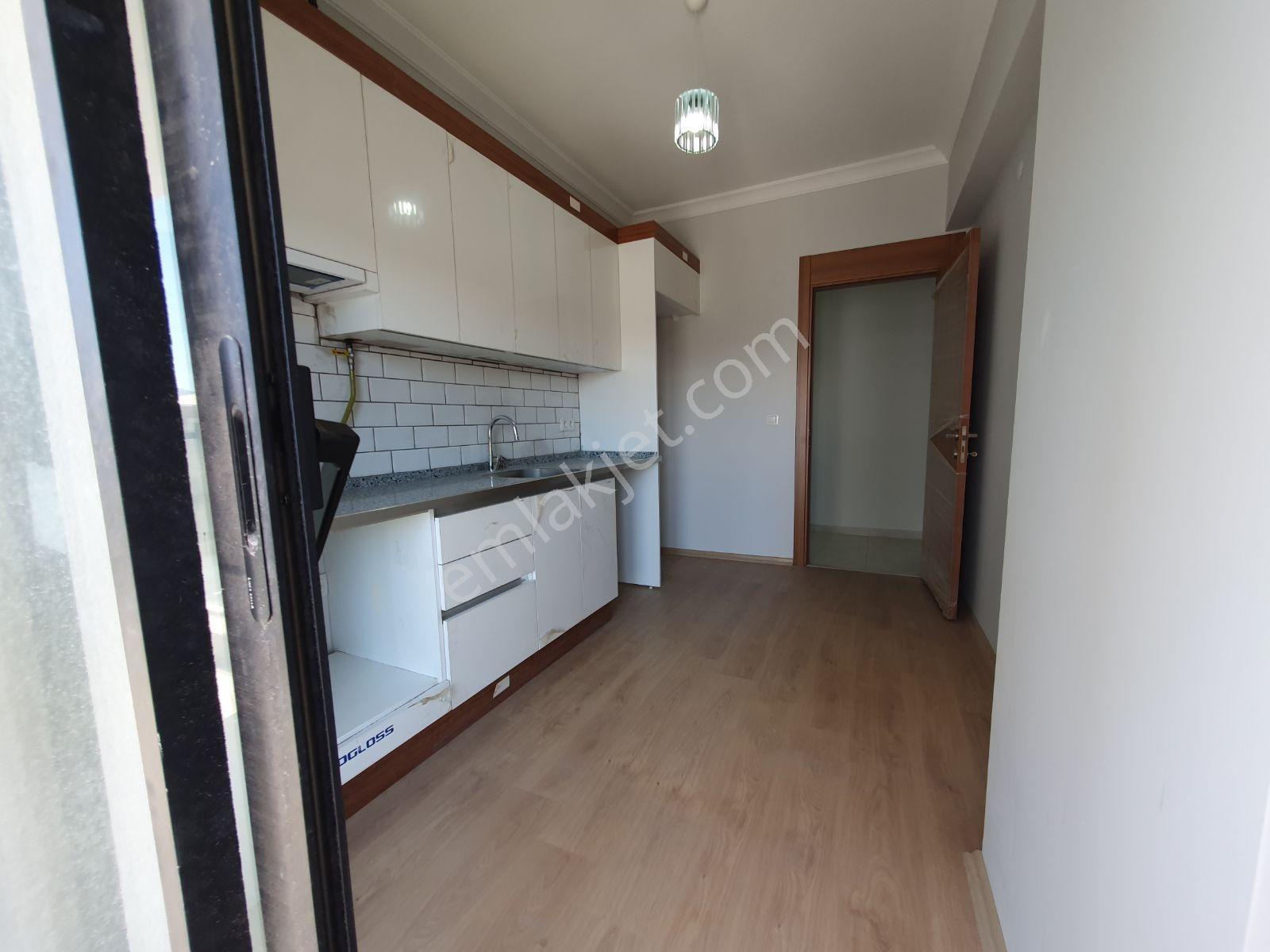 Buca İzban Koşu Durağının Karşısında 2+1 Kiralık - Görsel 6