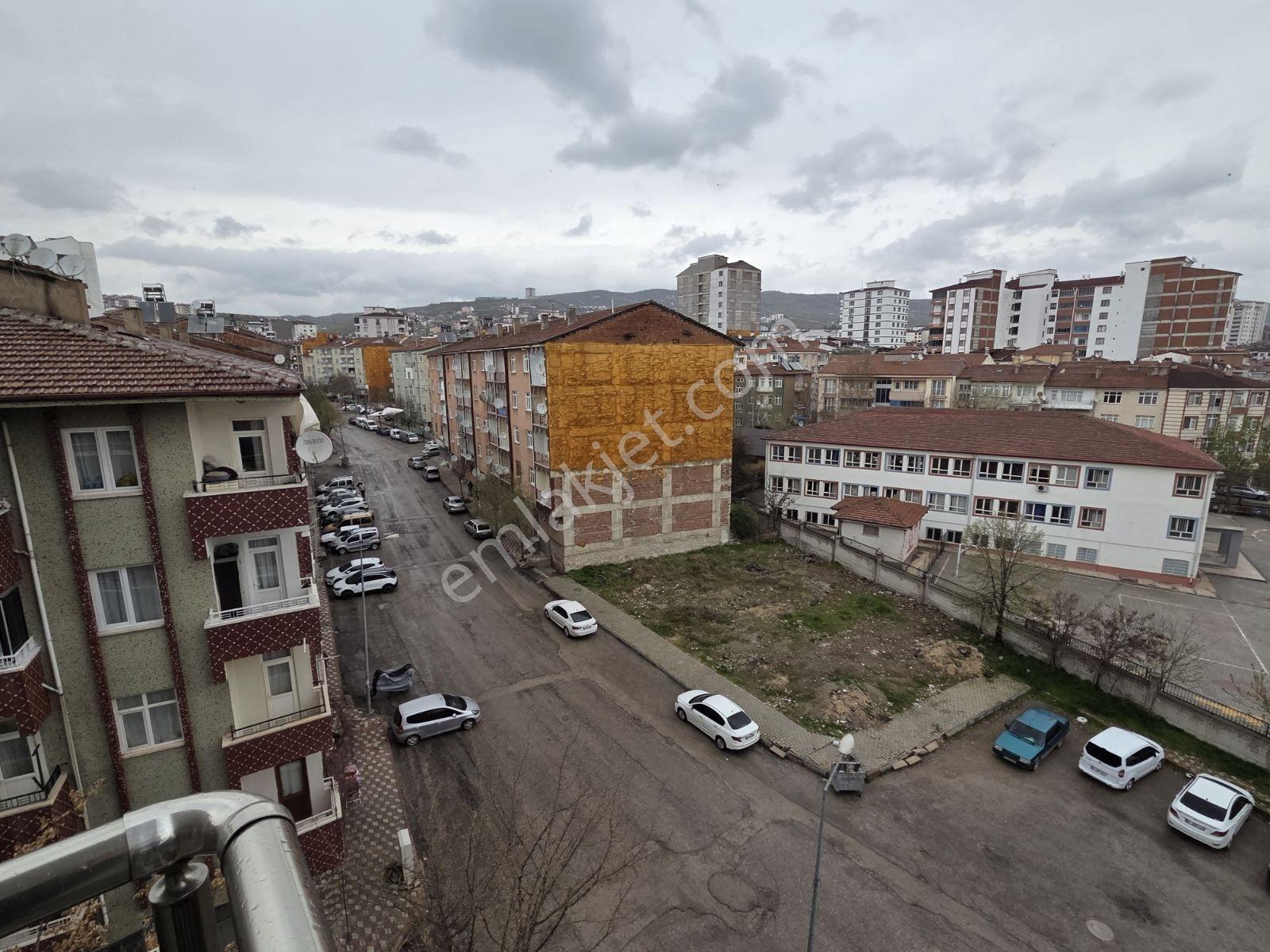 Doğukan Real Estate Pazartesi Pazarı Önü Açık Ferah Yaşam Alanı - Görsel 29