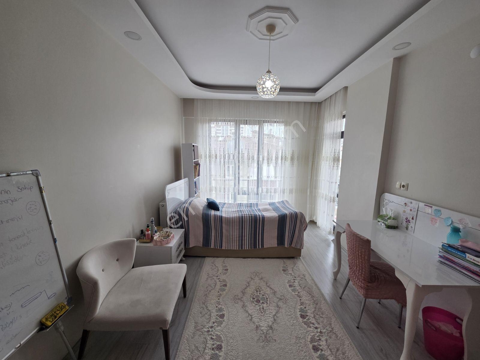 Doğukan Real Estate Pazartesi Pazarı Önü Açık Ferah Yaşam Alanı - Görsel 22