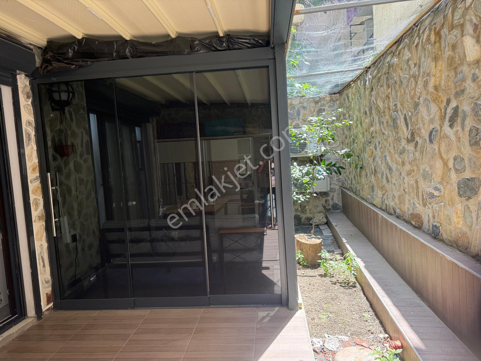 Full Tadilatlı Yerden Isıtmalı Kış Bahçeli Satılık 2+1 Daire - Görsel 24