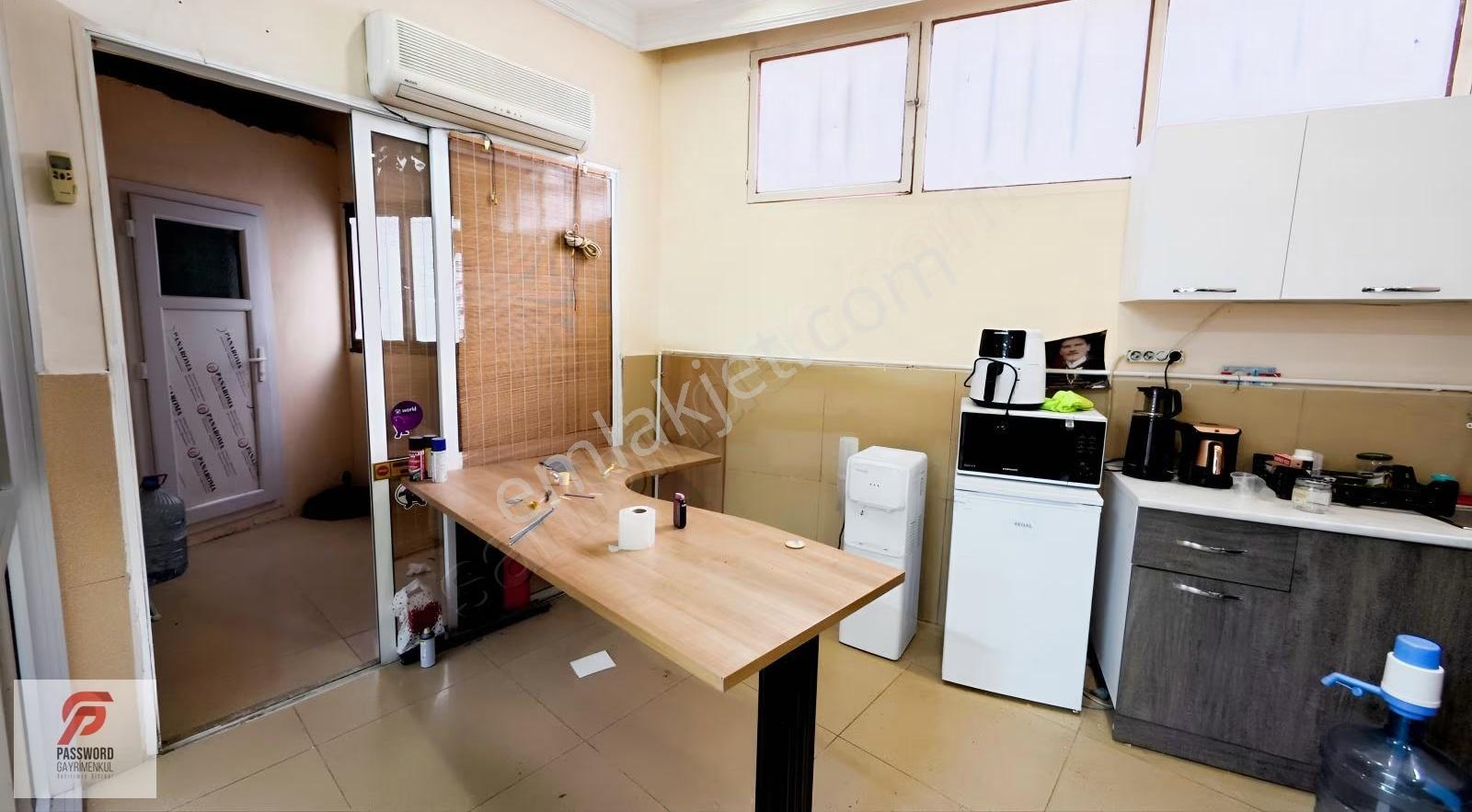 Bayraklı Refik Şevket İnce'de Kiralık 177 M² Köşe Dükkan - Görsel 15