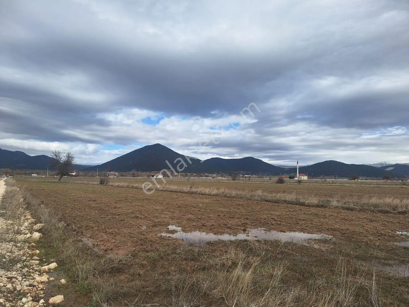 Falcon Dan Seki Yolu Cepheli 17804m² Fırsat Arsa - Görsel 4