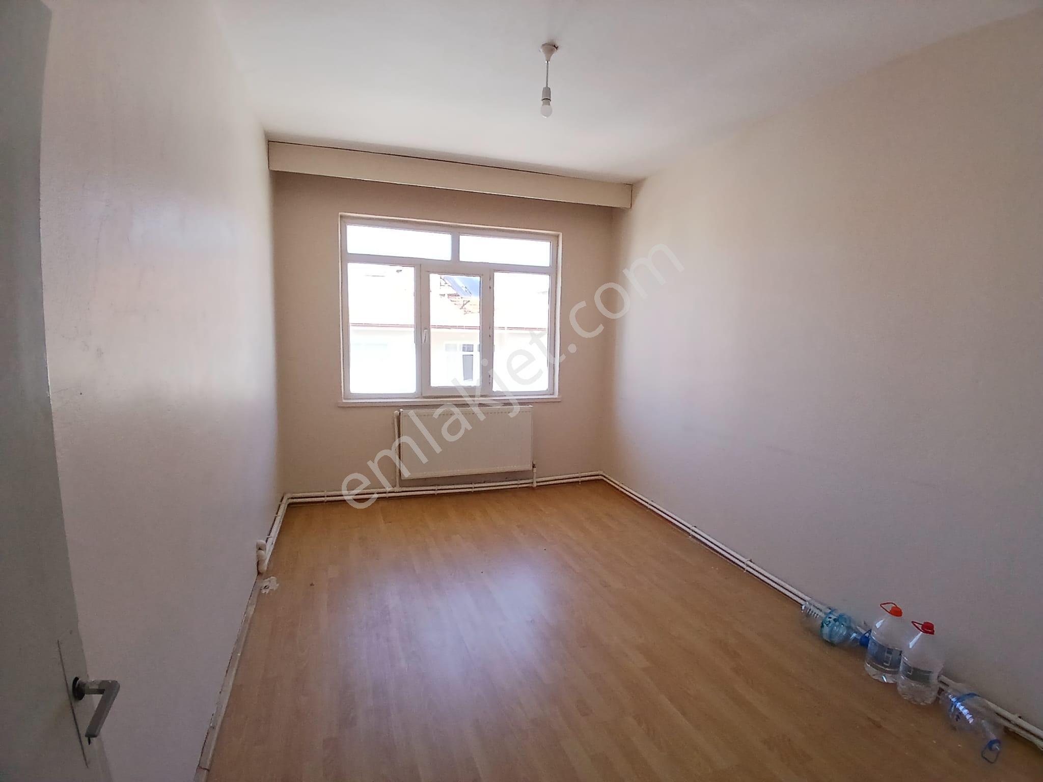 Akçay Emlak'tan Akşehir Atatürk Ortaokulu Civarı Doğalgazlı Kiralık 3+1 Daire - Görsel 10