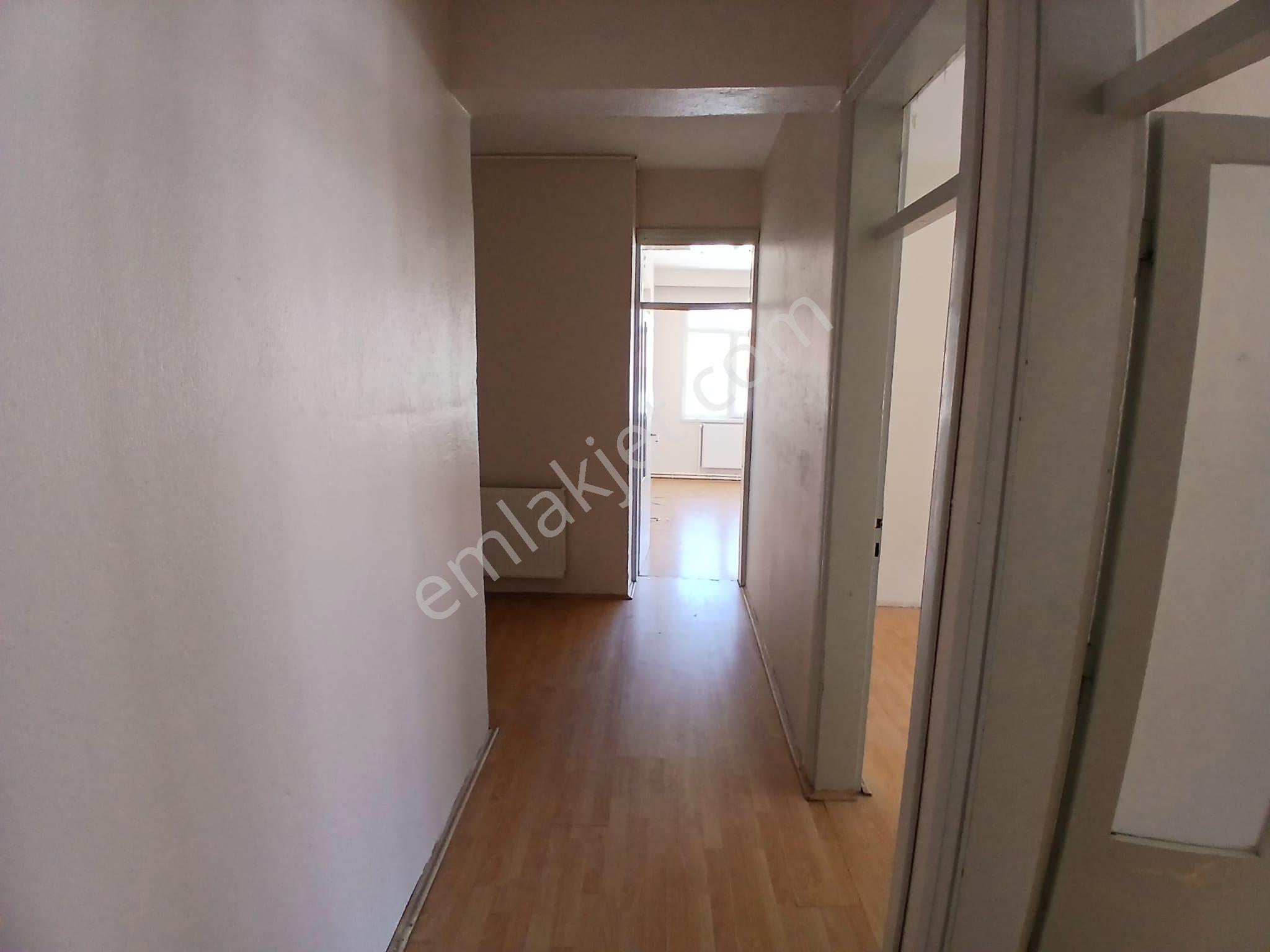 Akçay Emlak'tan Akşehir Atatürk Ortaokulu Civarı Doğalgazlı Kiralık 3+1 Daire - Görsel 23