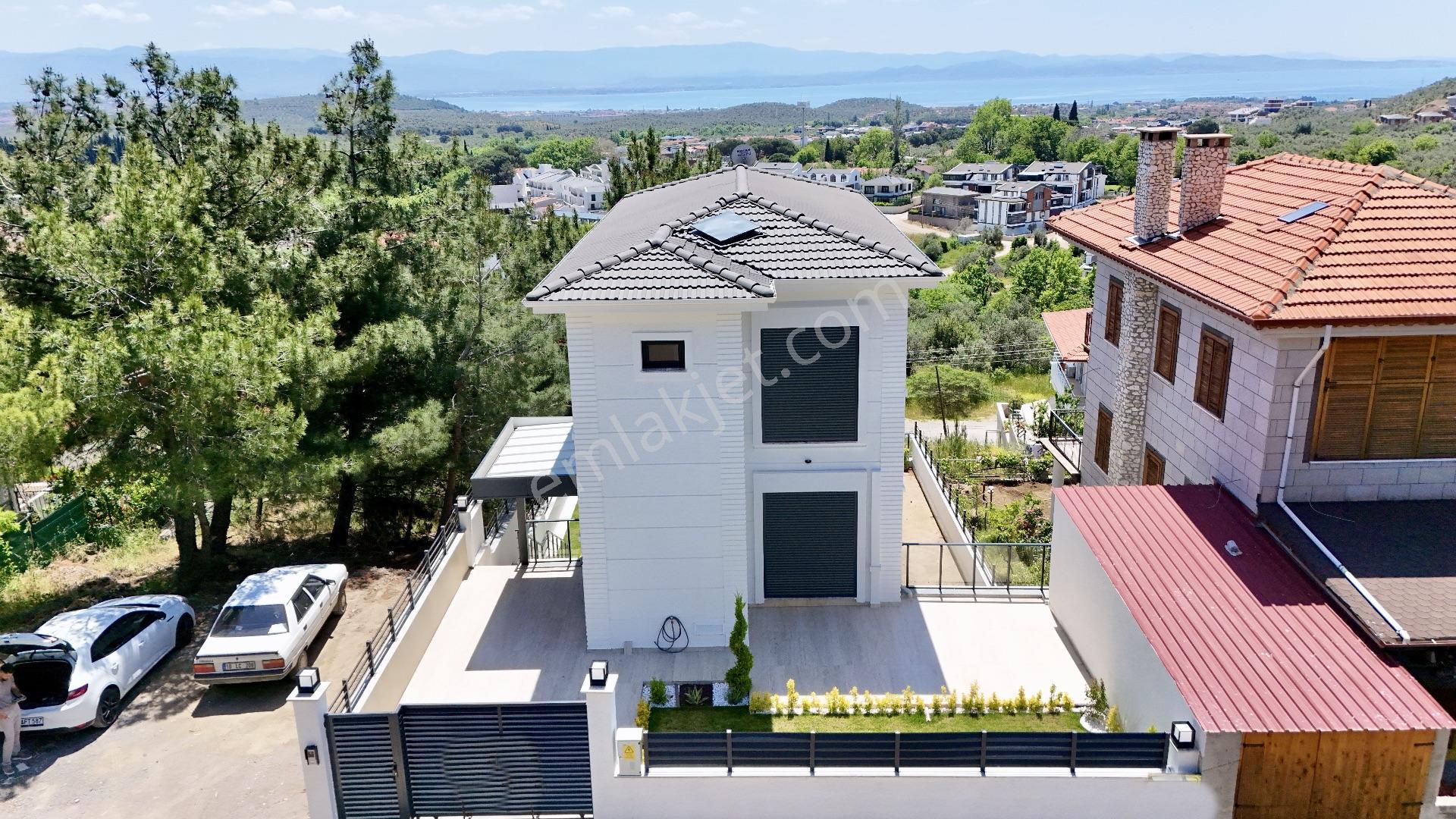 Mahmut İşler'den Gürede 285m2 Arsa Tam Müstakil 4+1 Lüks Vill - Görsel 2