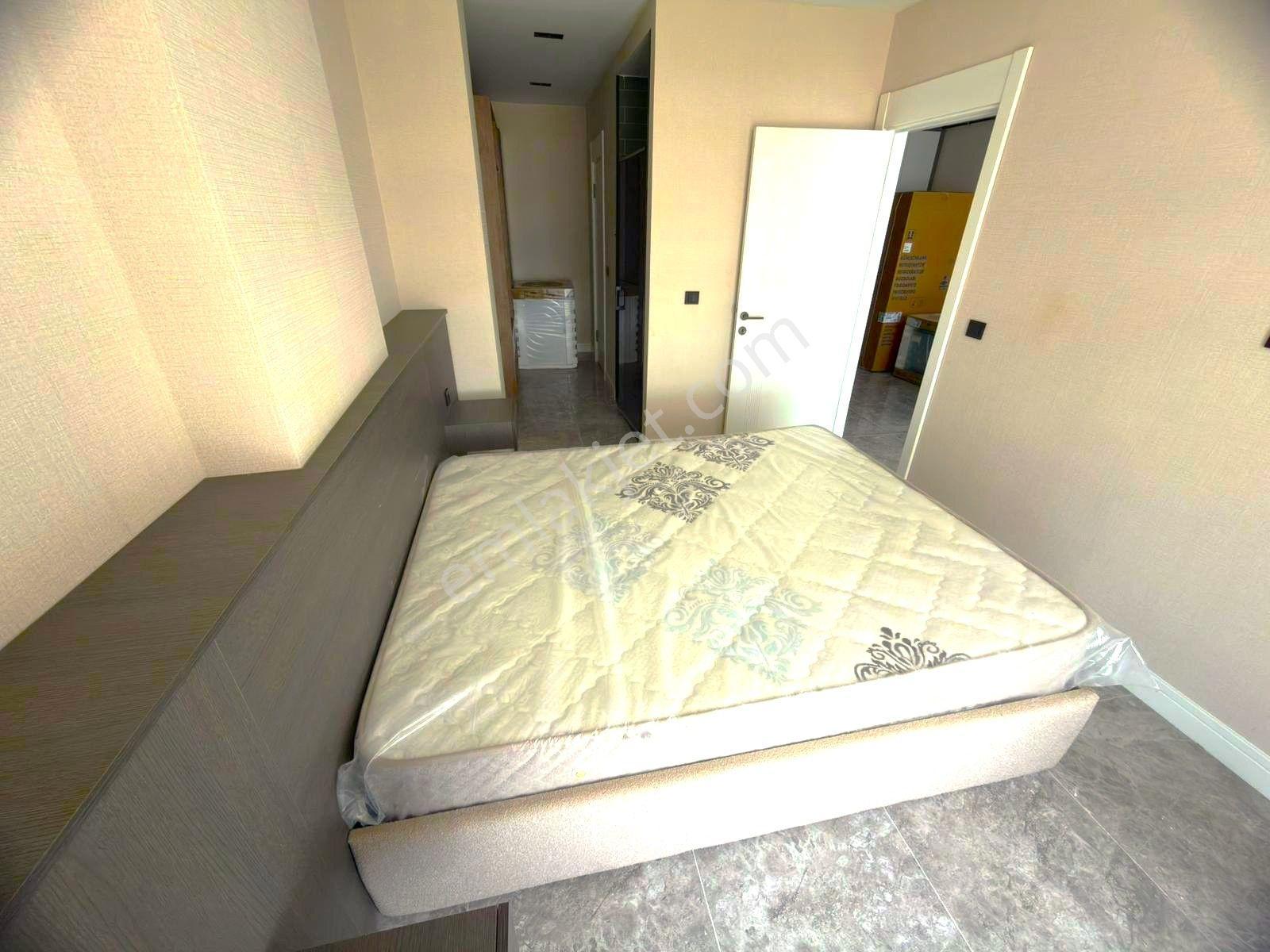 Tacin Mahallesinde Hastane Yakınında Kiralık Lüx1+1 Stüdyo Daire - Görsel 13
