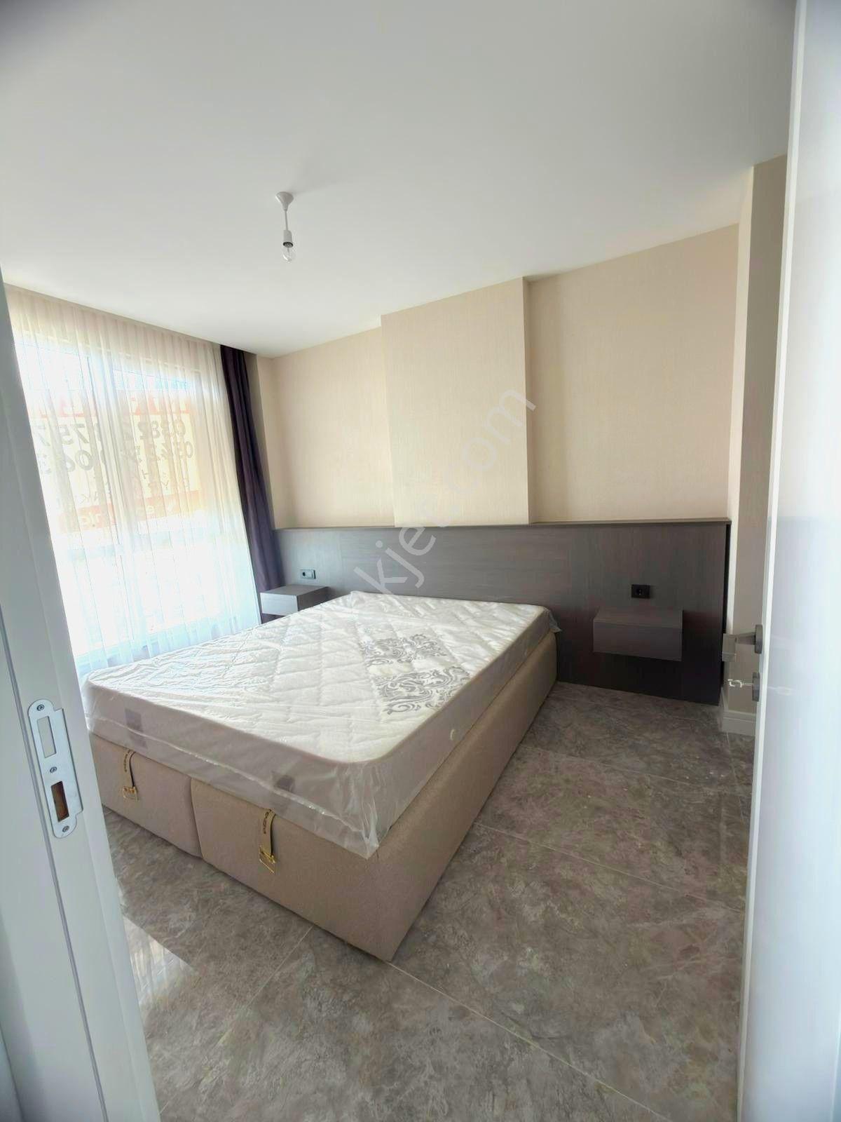 Tacin Mahallesinde Hastane Yakınında Kiralık Lüx1+1 Stüdyo Daire - Görsel 11